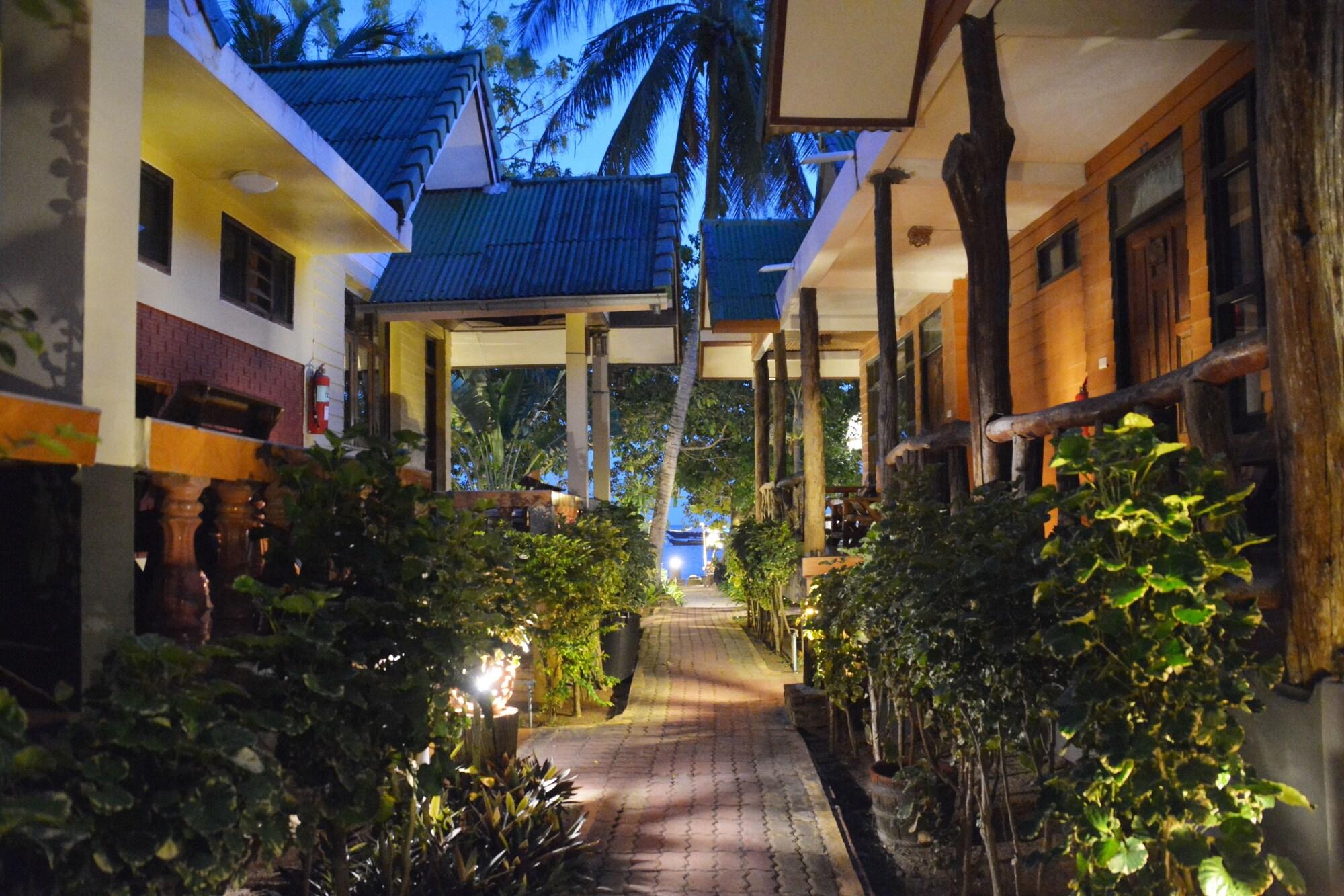 Vista Piscina Kantiang Bay View Resort