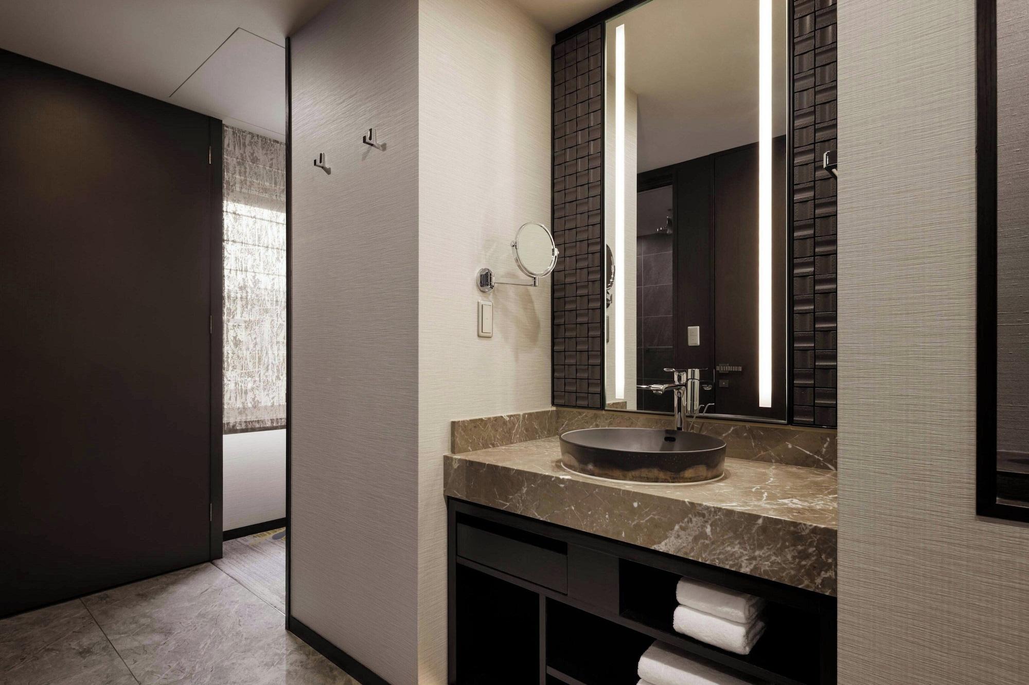 Equipamiento de Habitación Courtyard By Marriott Kyoto Shijo Karasuma