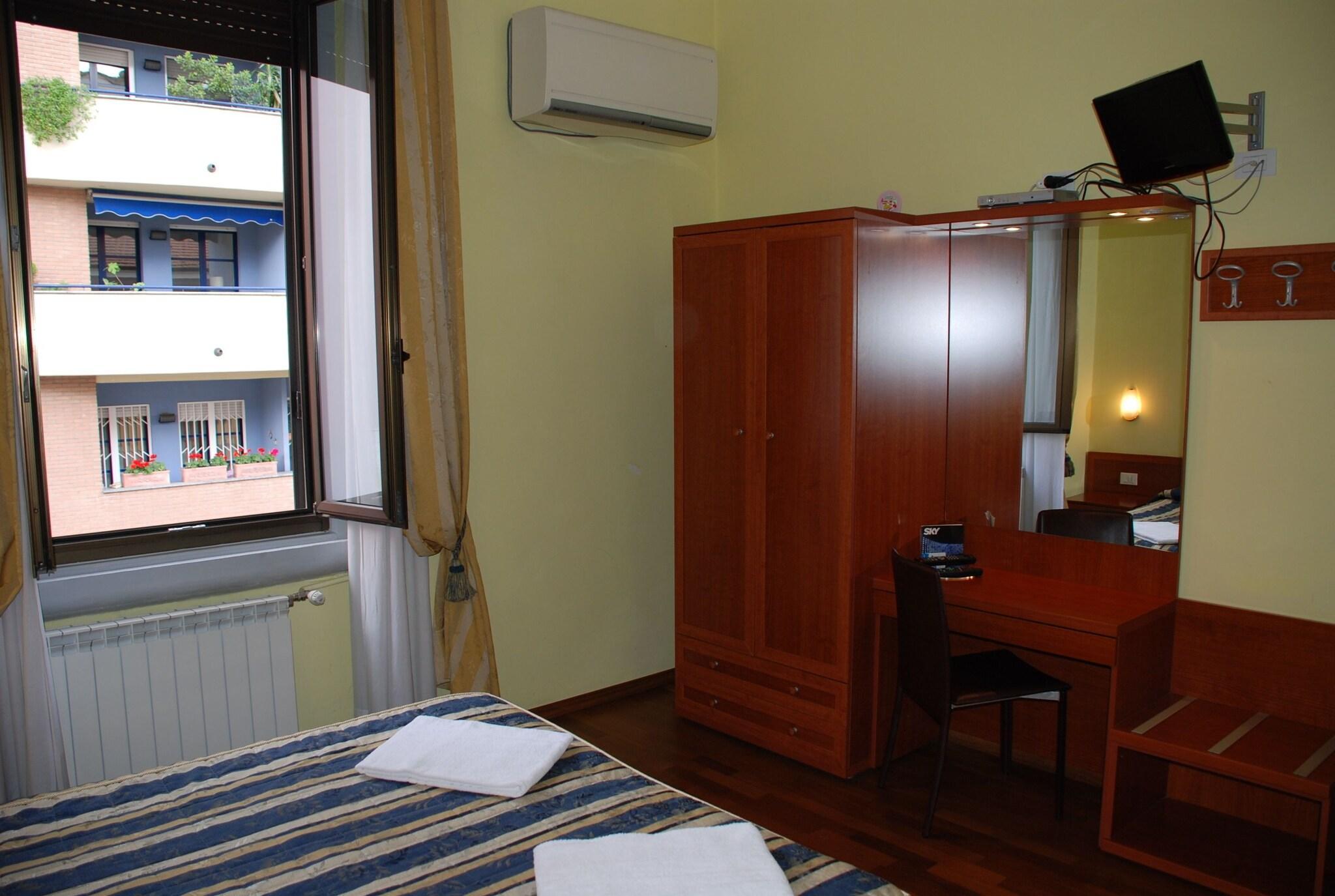 Varios Hotel Bogart 2