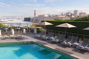 Paquete - Novotel Marseille Vieux Port