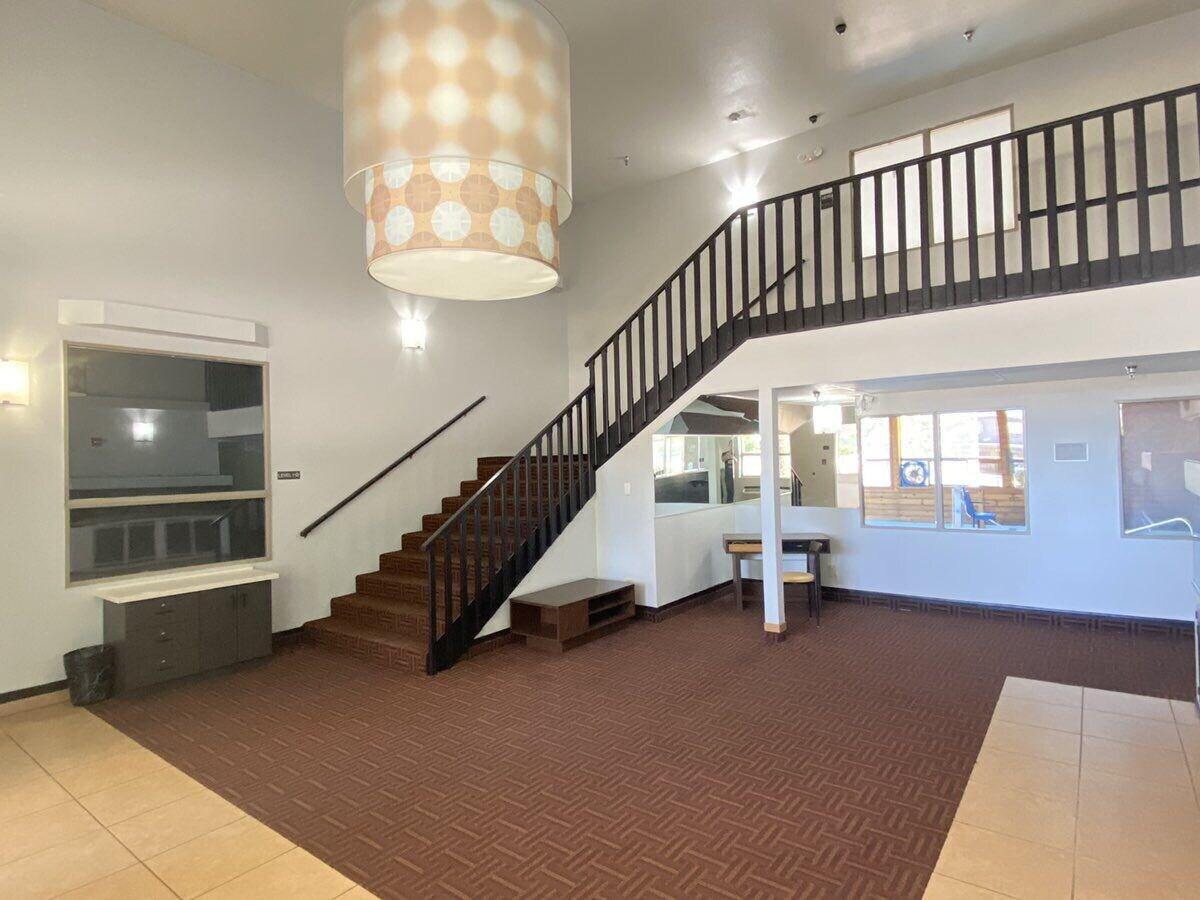 Vista Lobby Pinetop Studio Suites