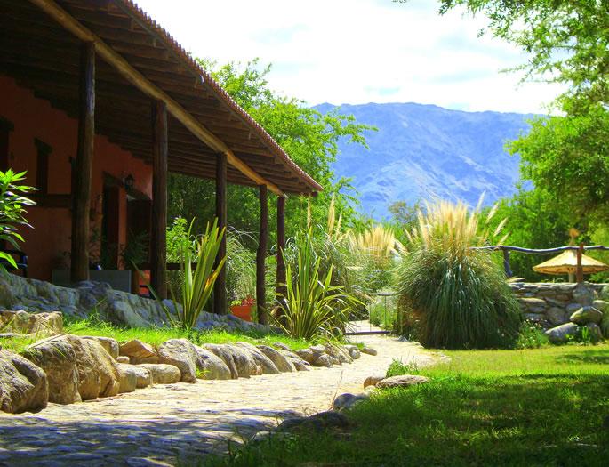 Vista Exterior Posada de Campo Maia