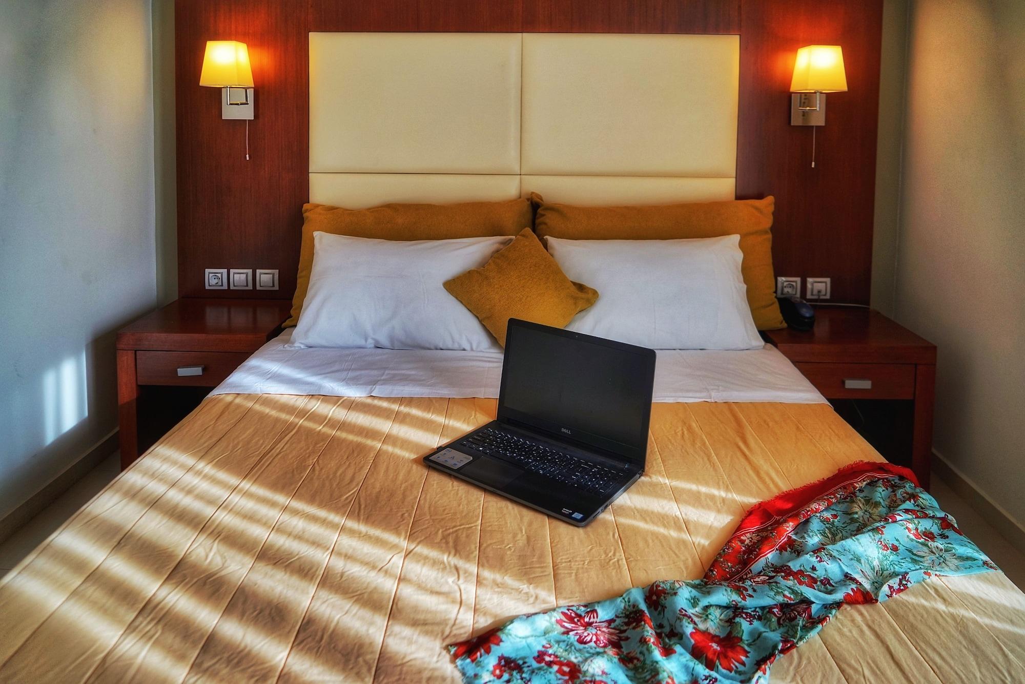 Habitación Kokoni Beach Hotel