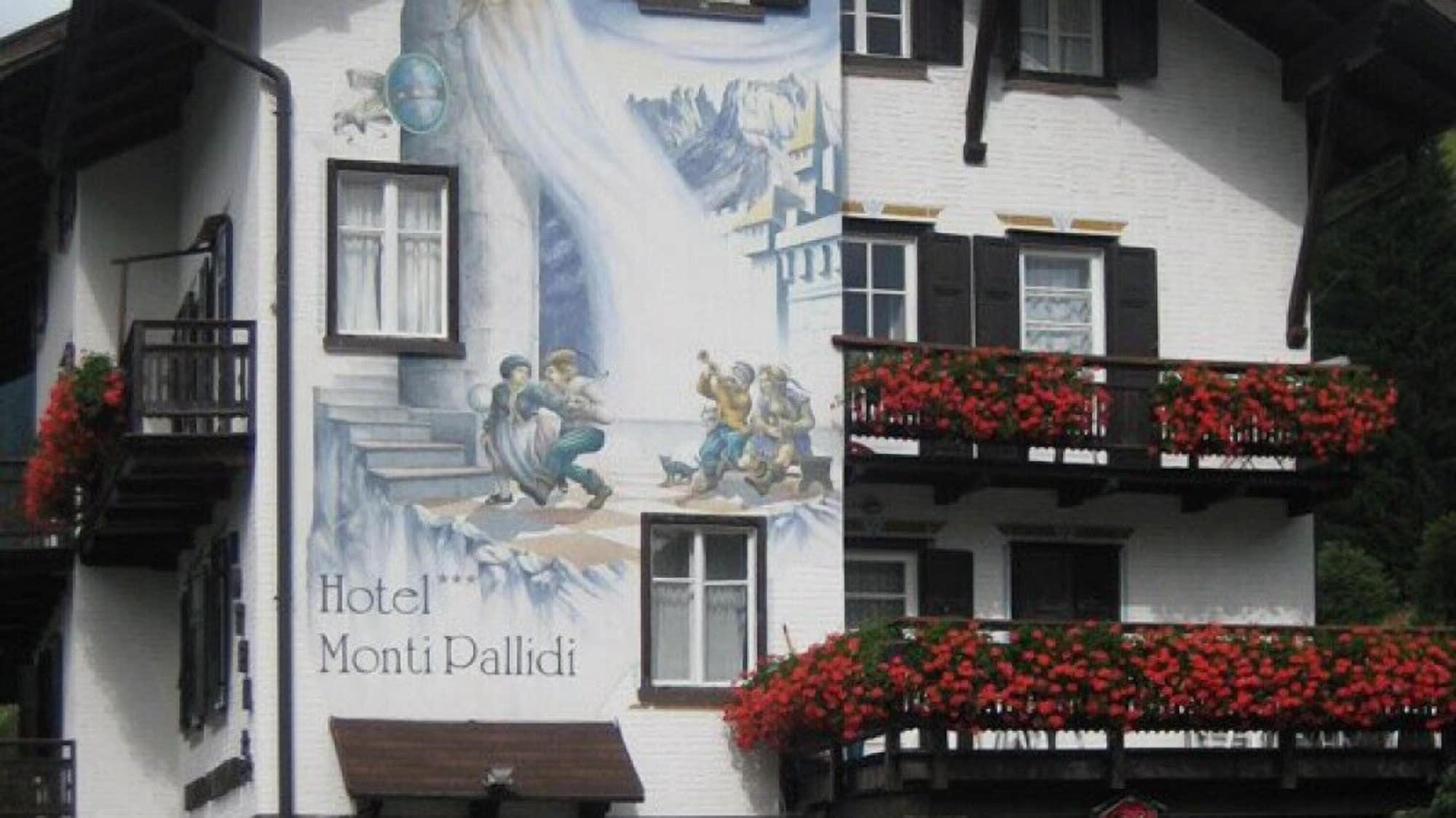 Vista Exterior Hotel Monti Pallidi