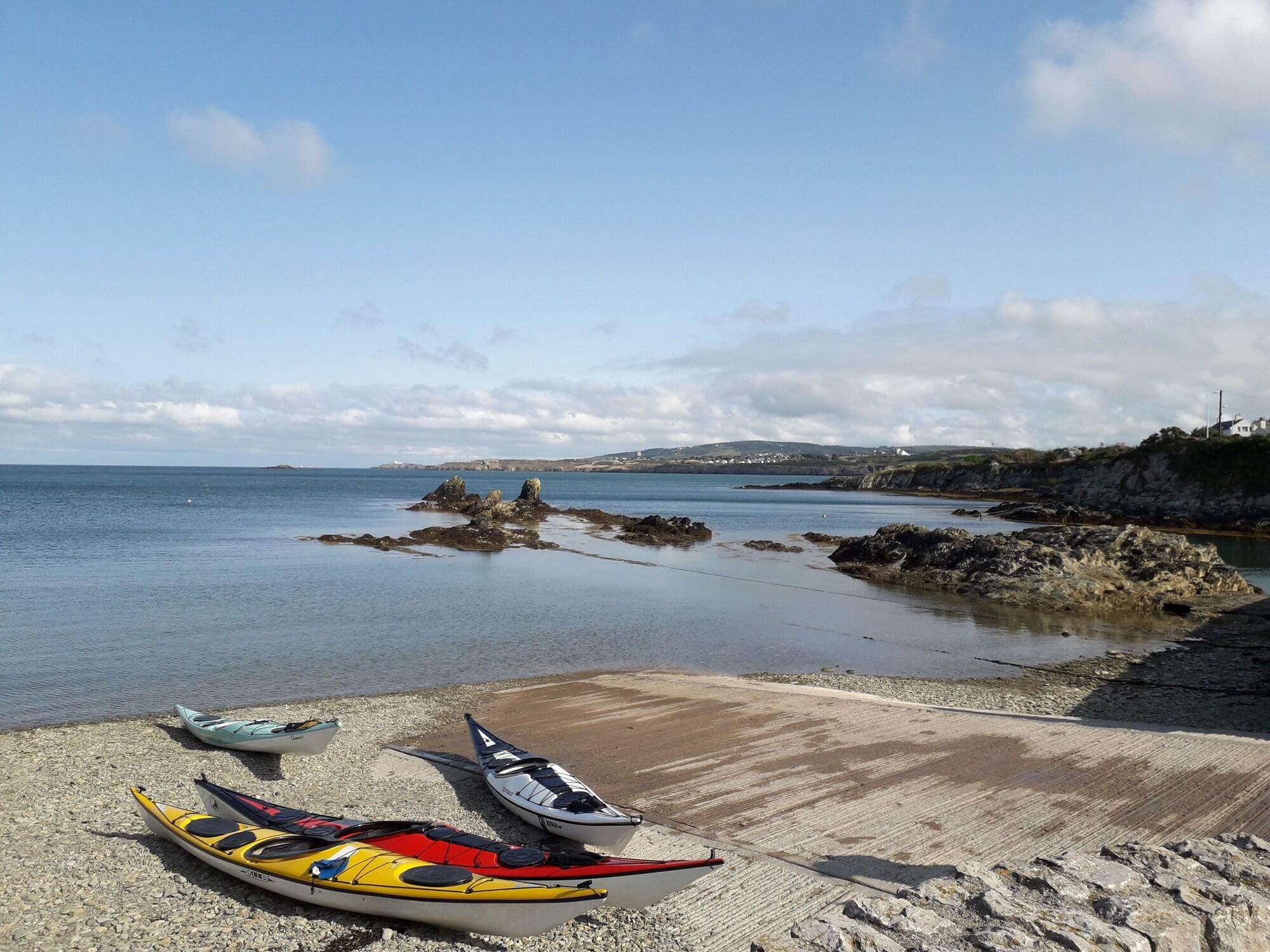 Varios The Anchorage