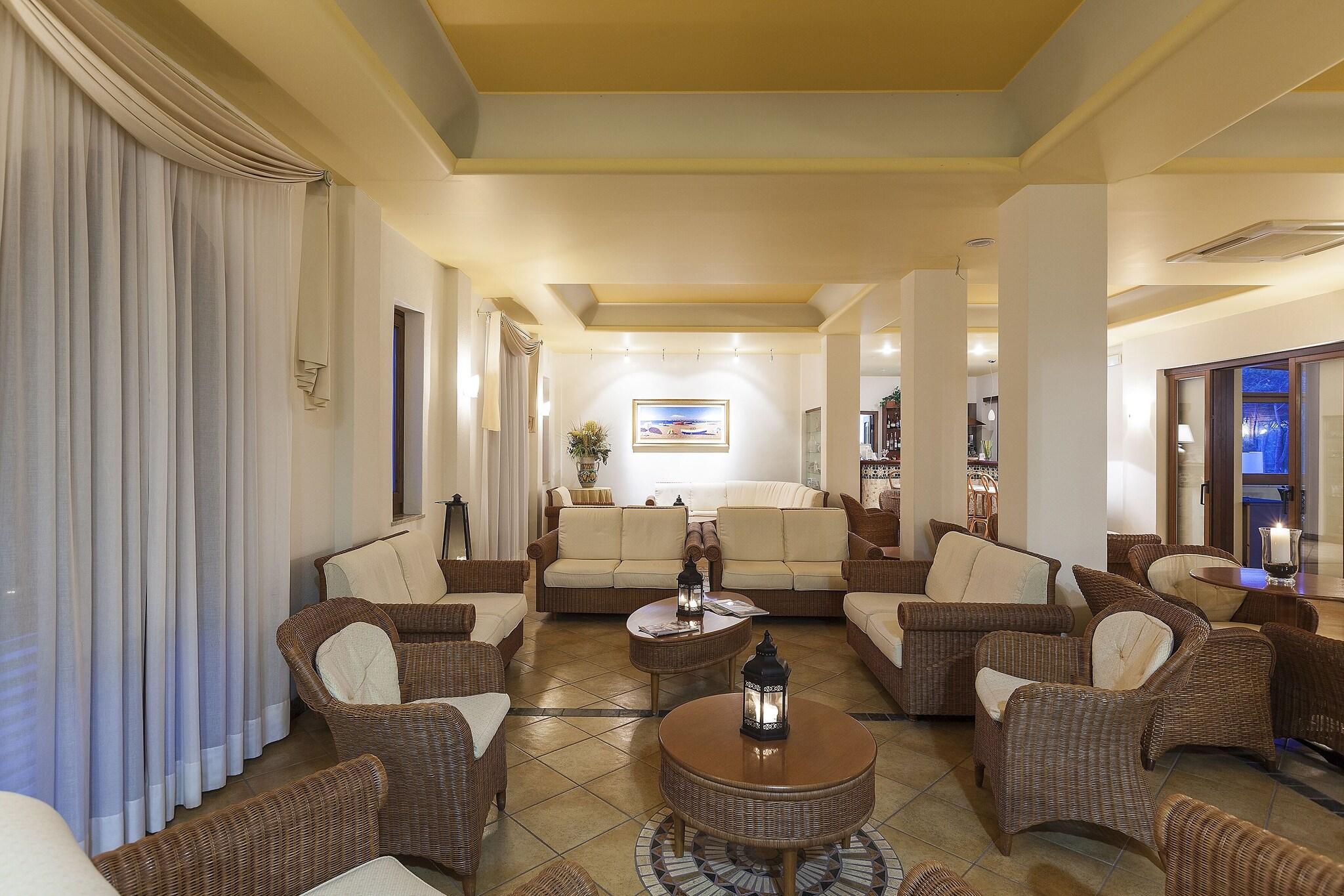 Vista Lobby Orsa Maggiore Hotel