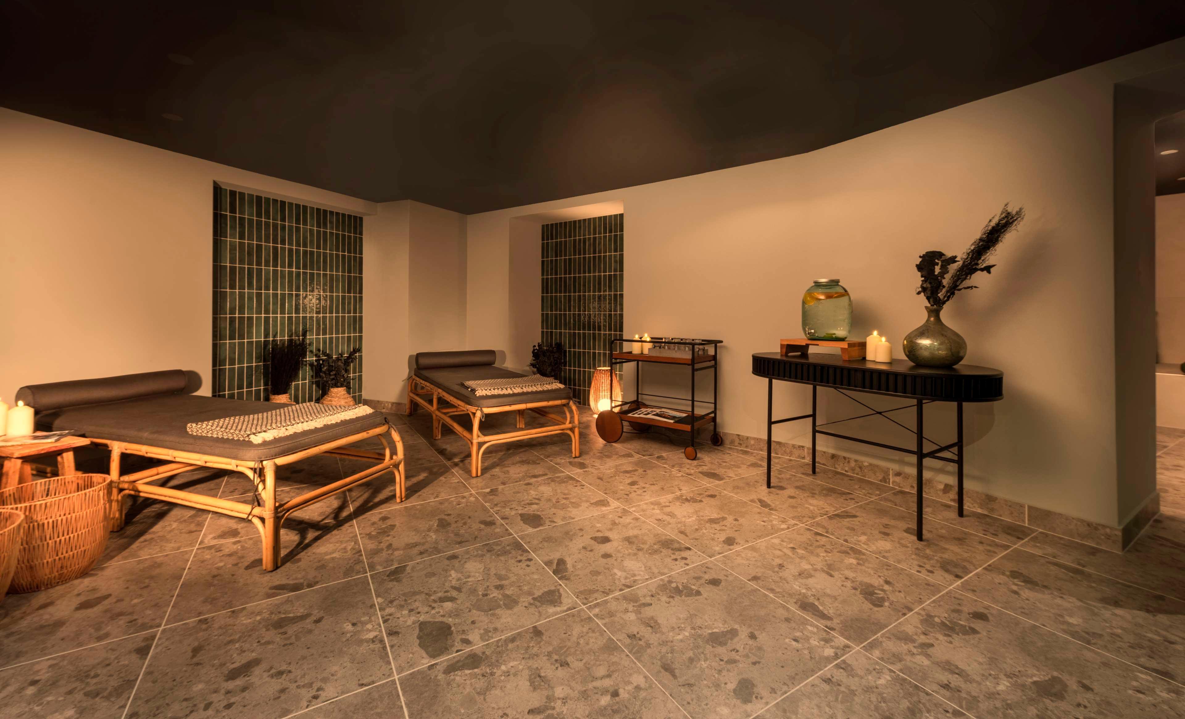 Instalaciones Recreativas Wasserturm Hotel Cologne, Curio Collection by Hilton