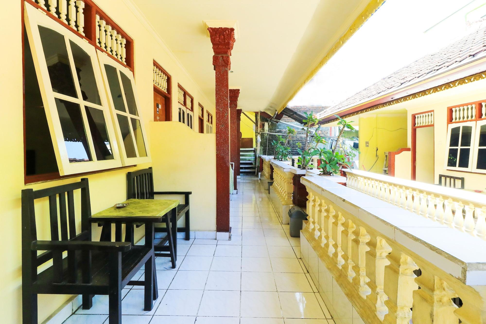 Equipamiento de Habitación Bali Duta Wisata Beach Inn