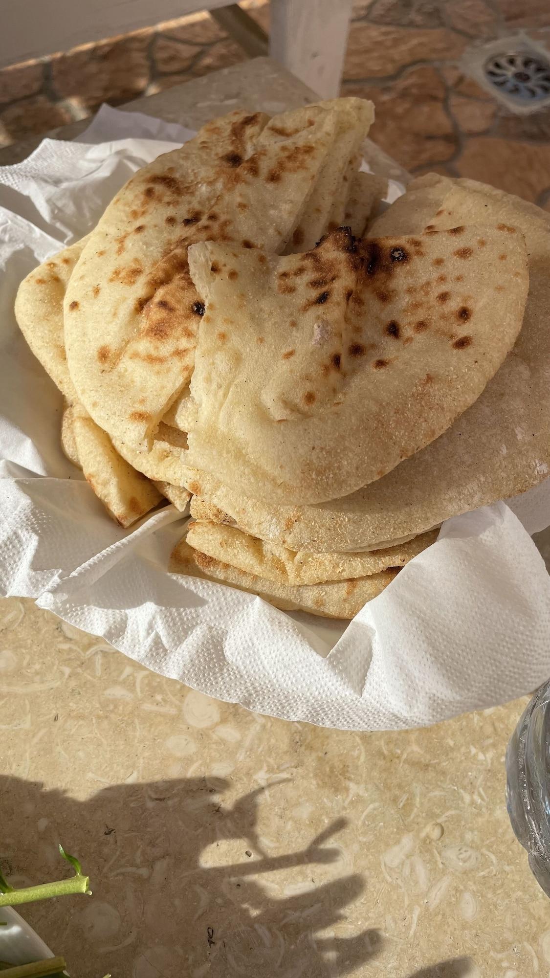 Restaurant Moon House of Luxor