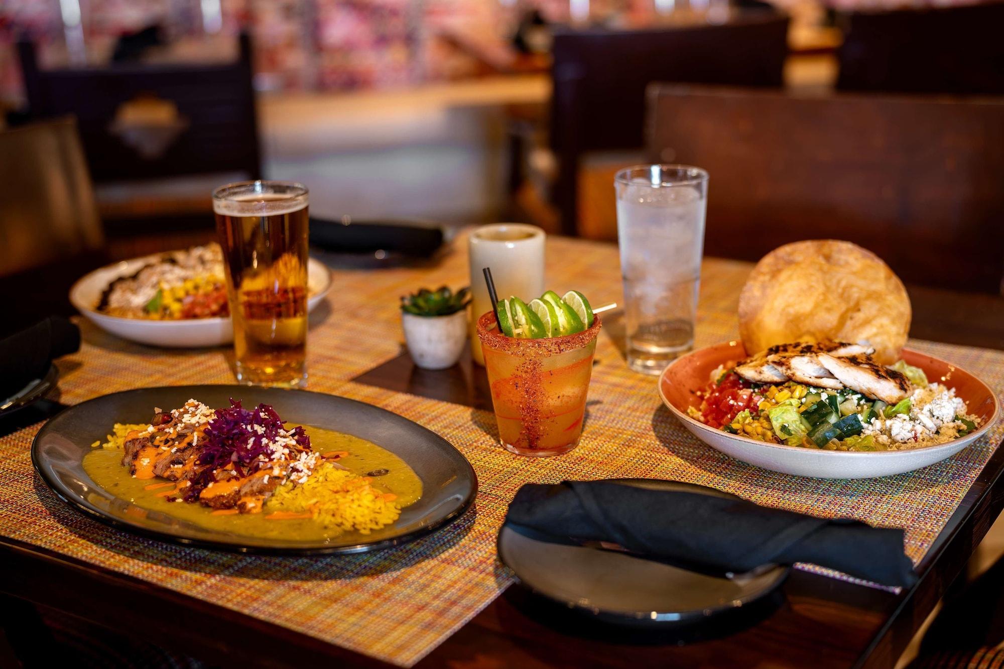 Restaurant Boulders Resort & Spa Scottsdale, Curio Collection by Hilton