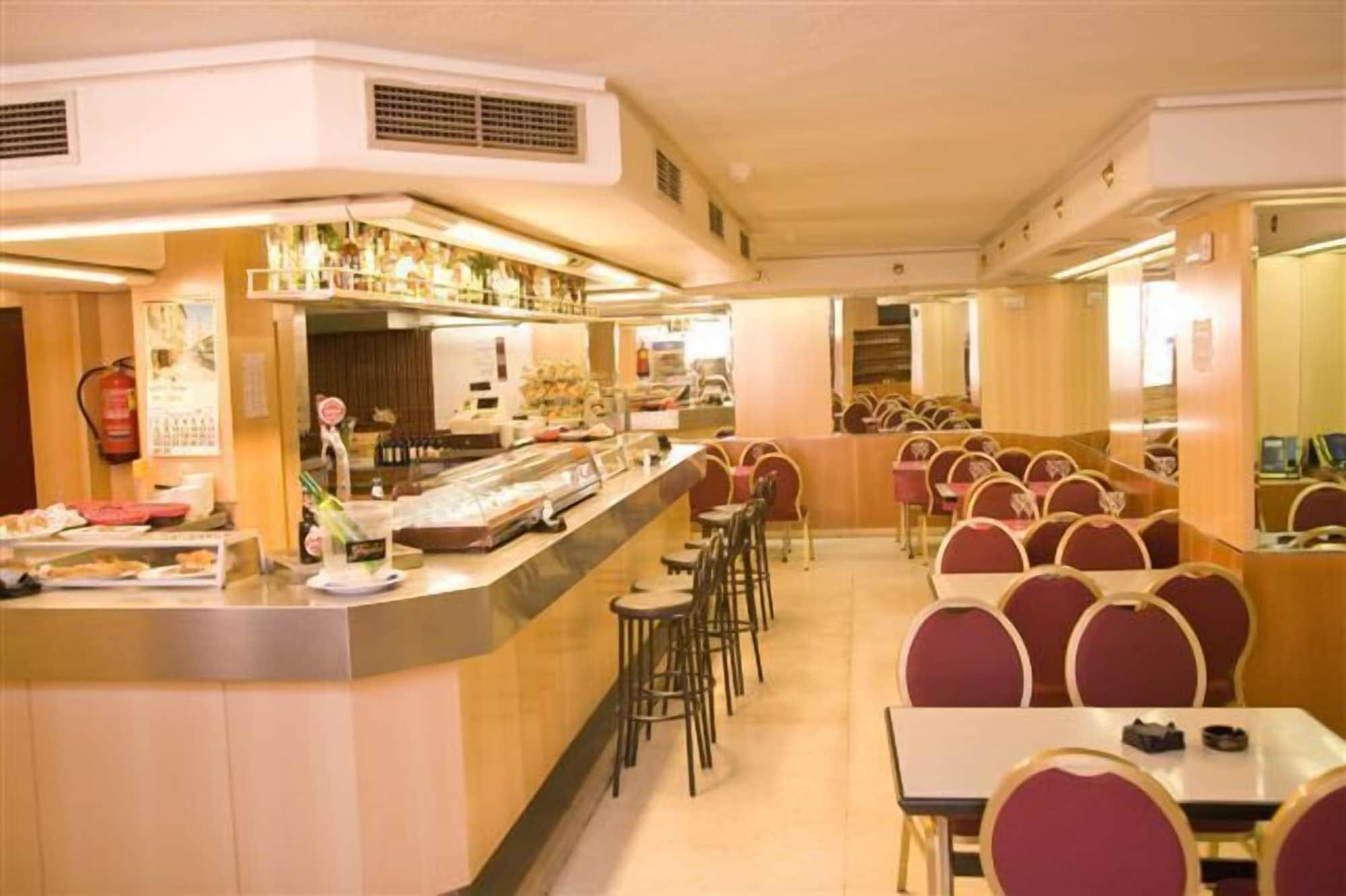 Bar/Salón Tibur Hotel