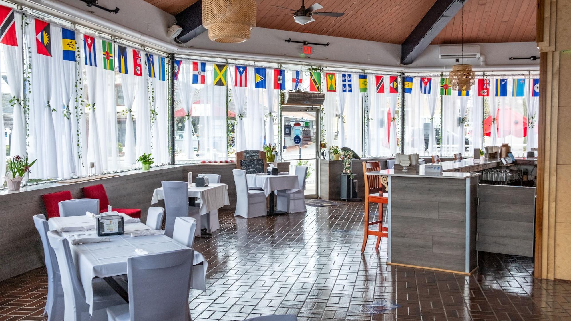 Restaurant Hyannis Plaza Hotel