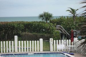 Alquiler Vacacional - BEACH FRONT TOP FLOOR w/Private Balcony - Master Bedroom & Living Room on Ocean