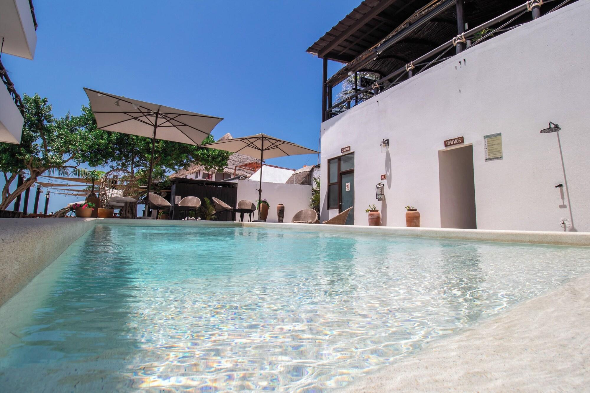 Vista Exterior HAU Holbox Beach Front