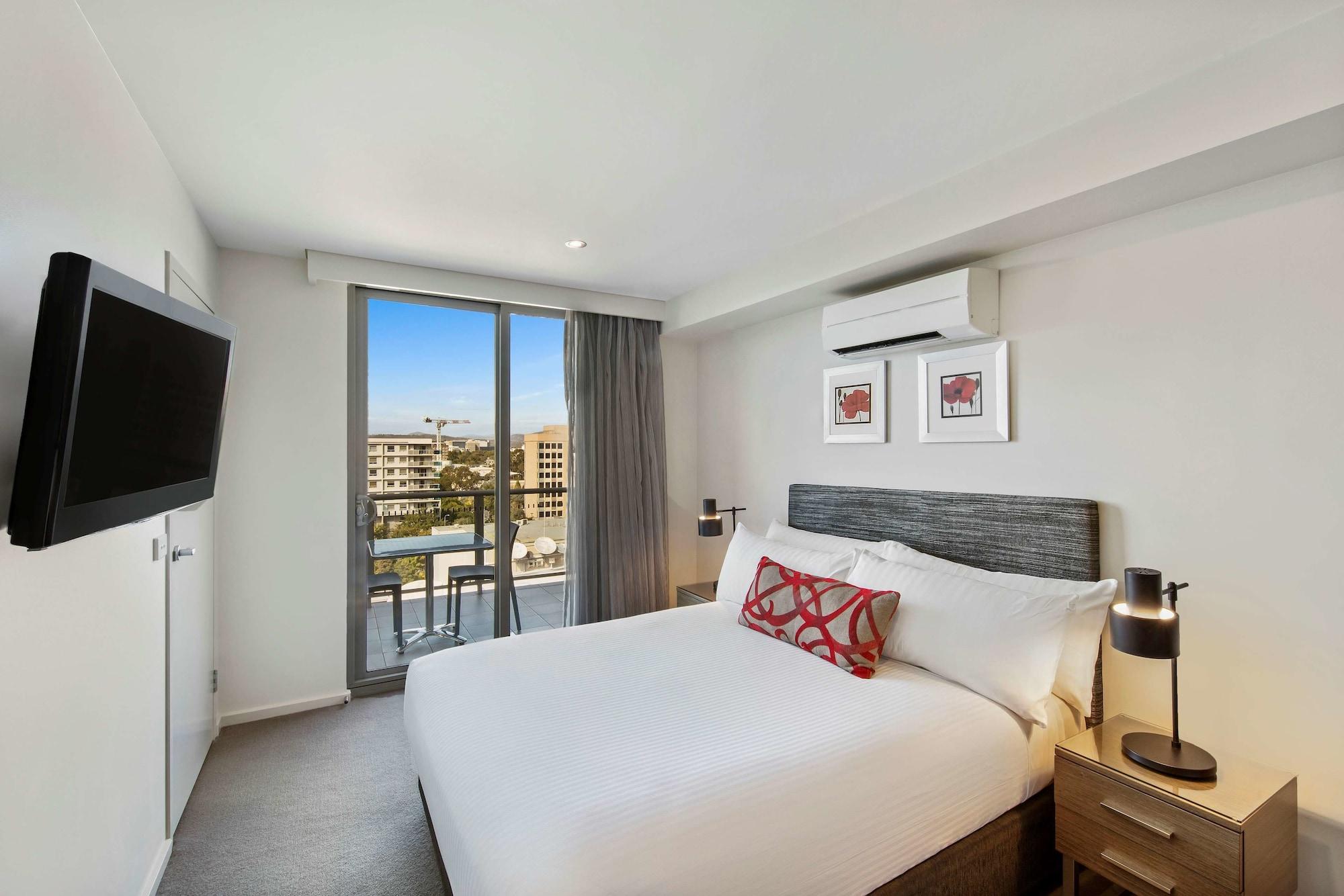 Varios Adina Serviced Apartments Canberra Dickson