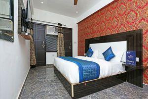 Alojamiento - OYO 11405 Hotel Tej Palace