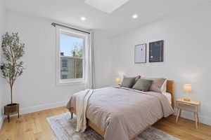 Alquiler Vacacional - NEW! Spacious 2BR/2BA Brownstone; Under 10 Mins Drive to All Path Trains