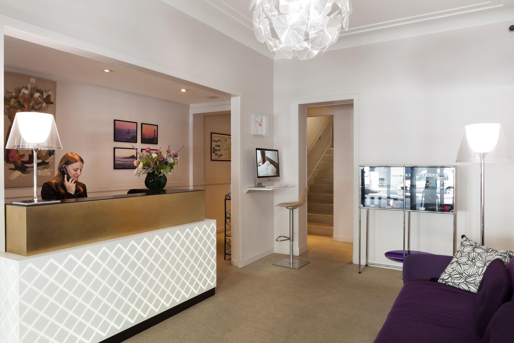 Vista Lobby Hotel Le Sevigne, Sure Hotel Collection by Best Western