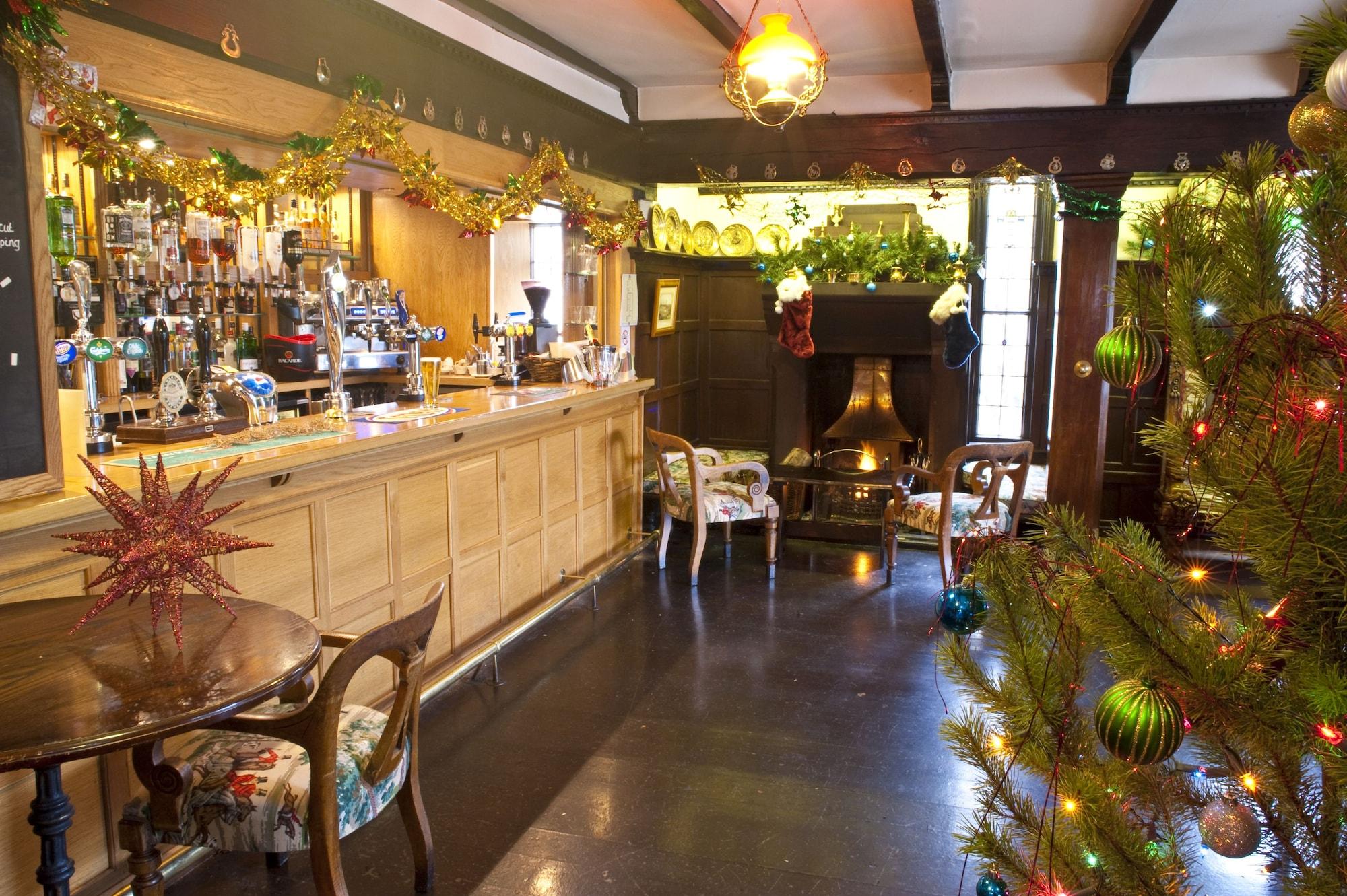 Bar/Salón Newby Bridge Hotel