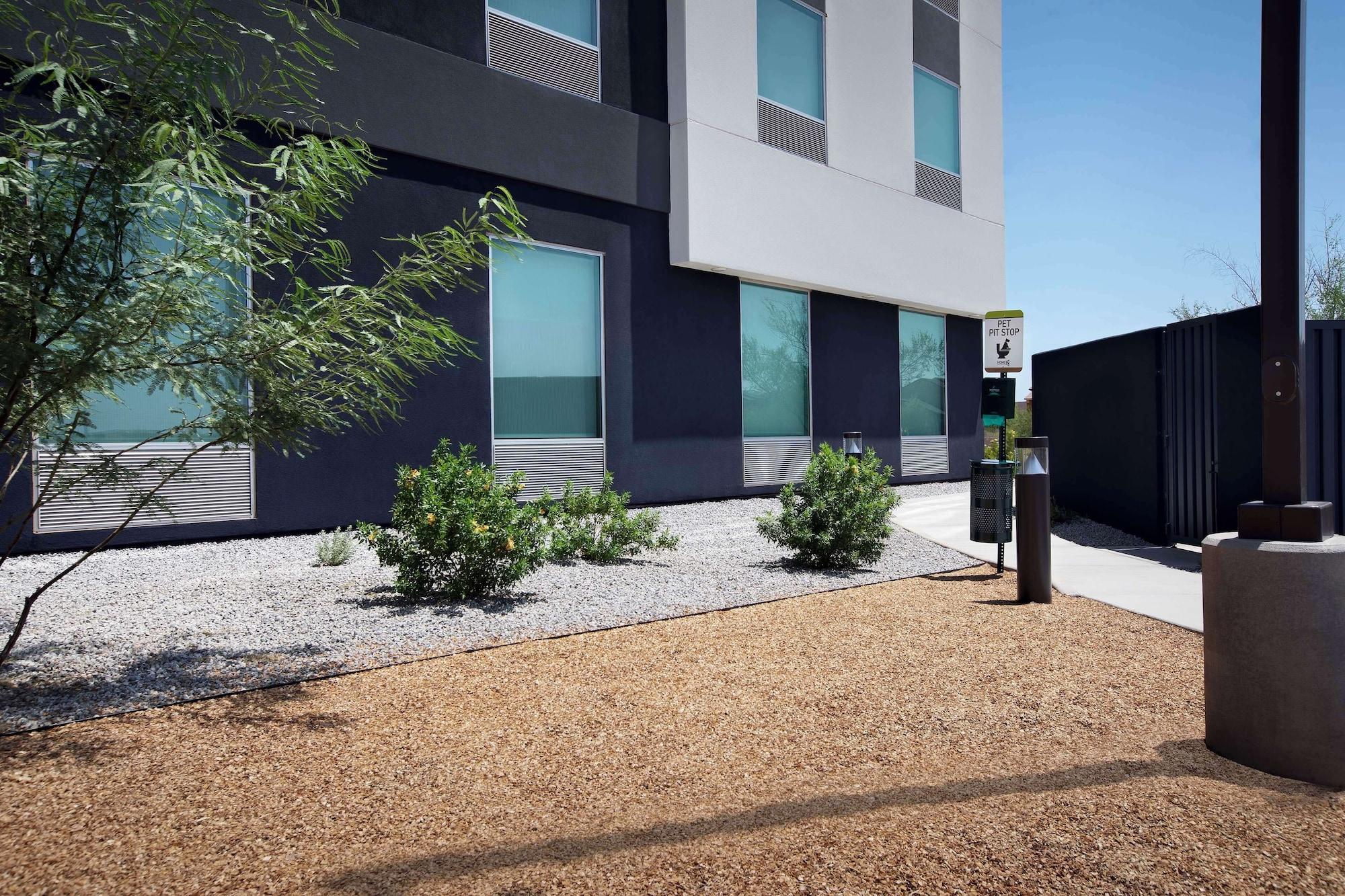 Vista Exterior Home2 Suites By Hilton Phoenix North Happy Valley