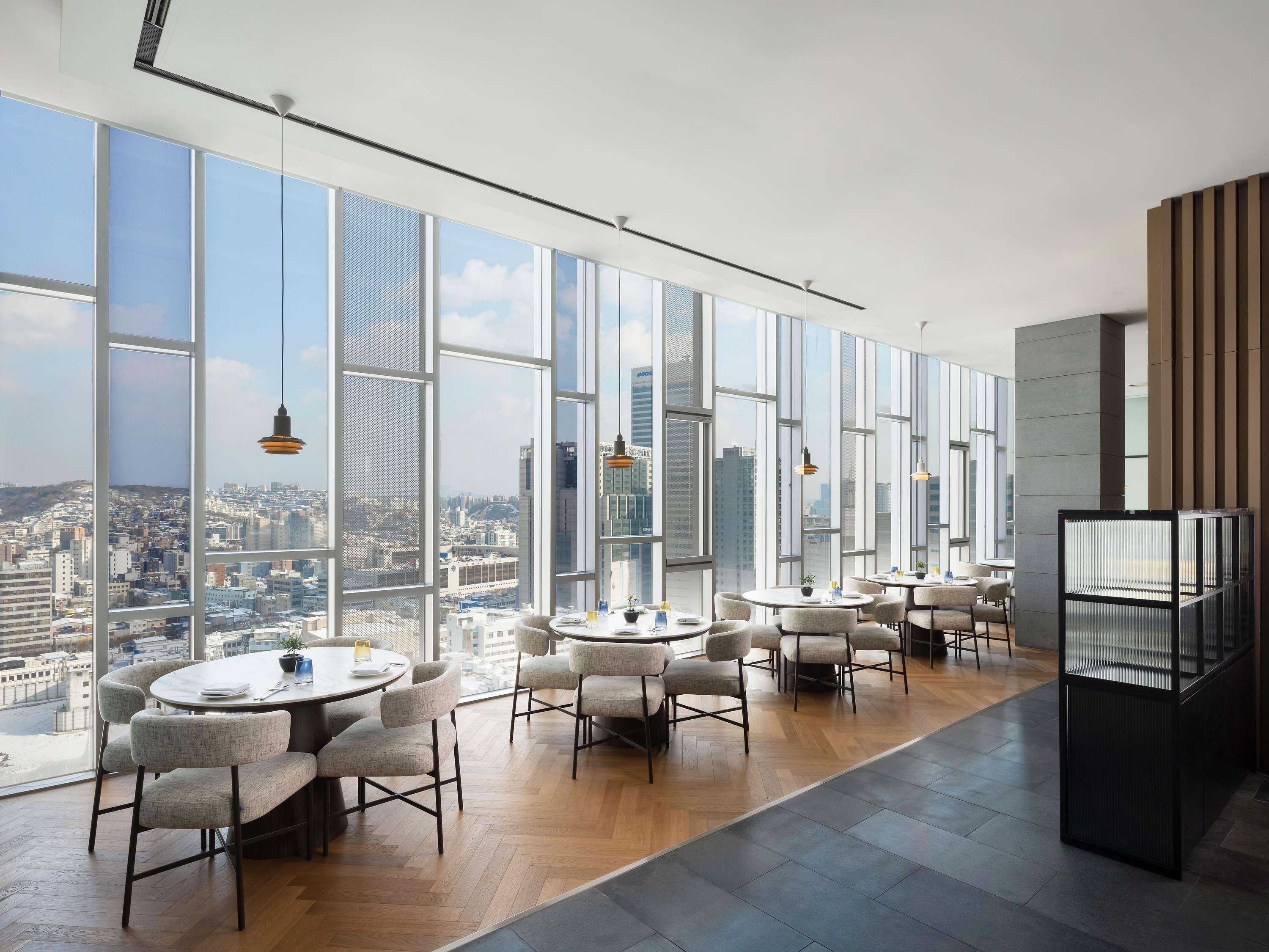 Bar/Salón Novotel Ambassador Seoul Dongdaemun Hotels & Residences