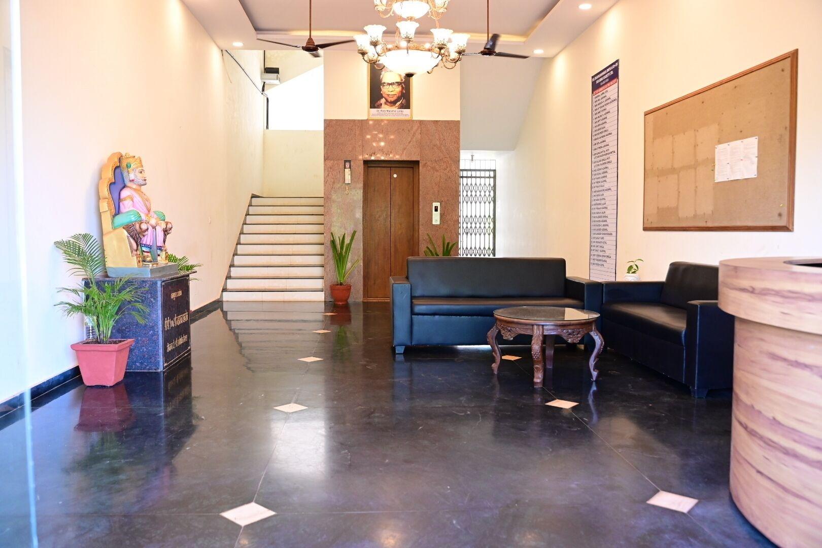 Vista Lobby Maharaja Agrashen Bhawan