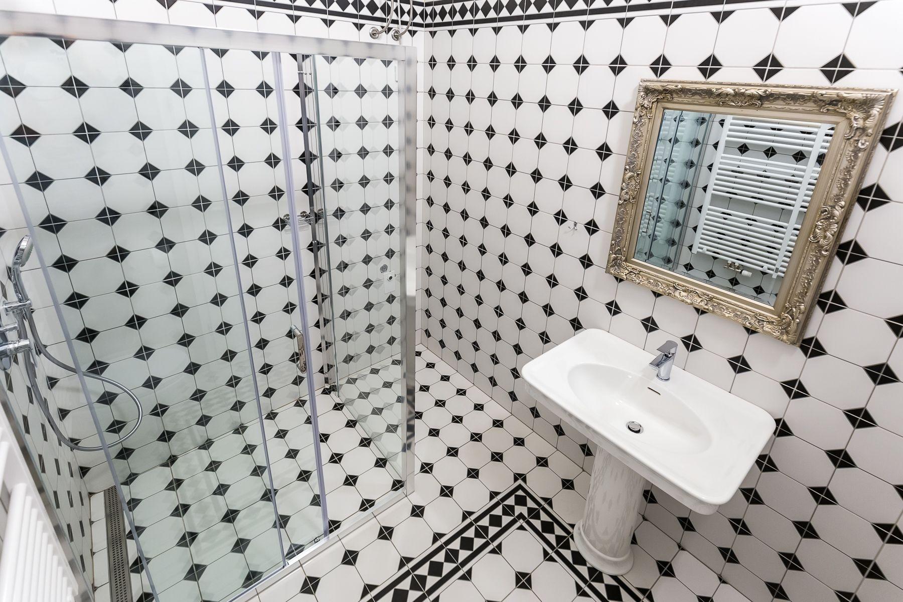 Equipamiento de Habitación Barbo Palace