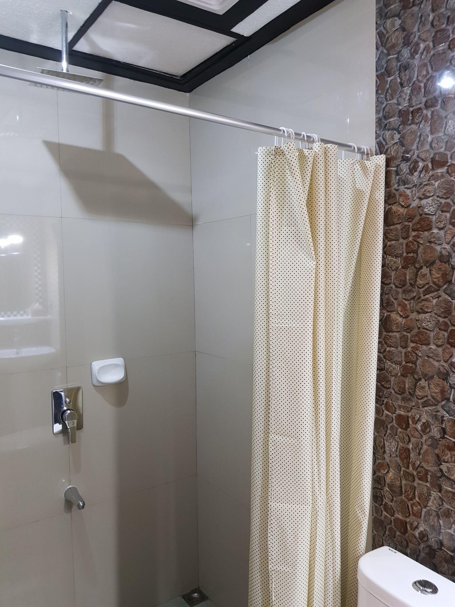 Equipamiento de Habitación ZEN Rooms Universal Suite Bed and Breakfast