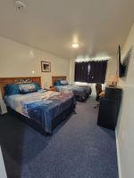 Alojamiento - Eagle Bay Inn