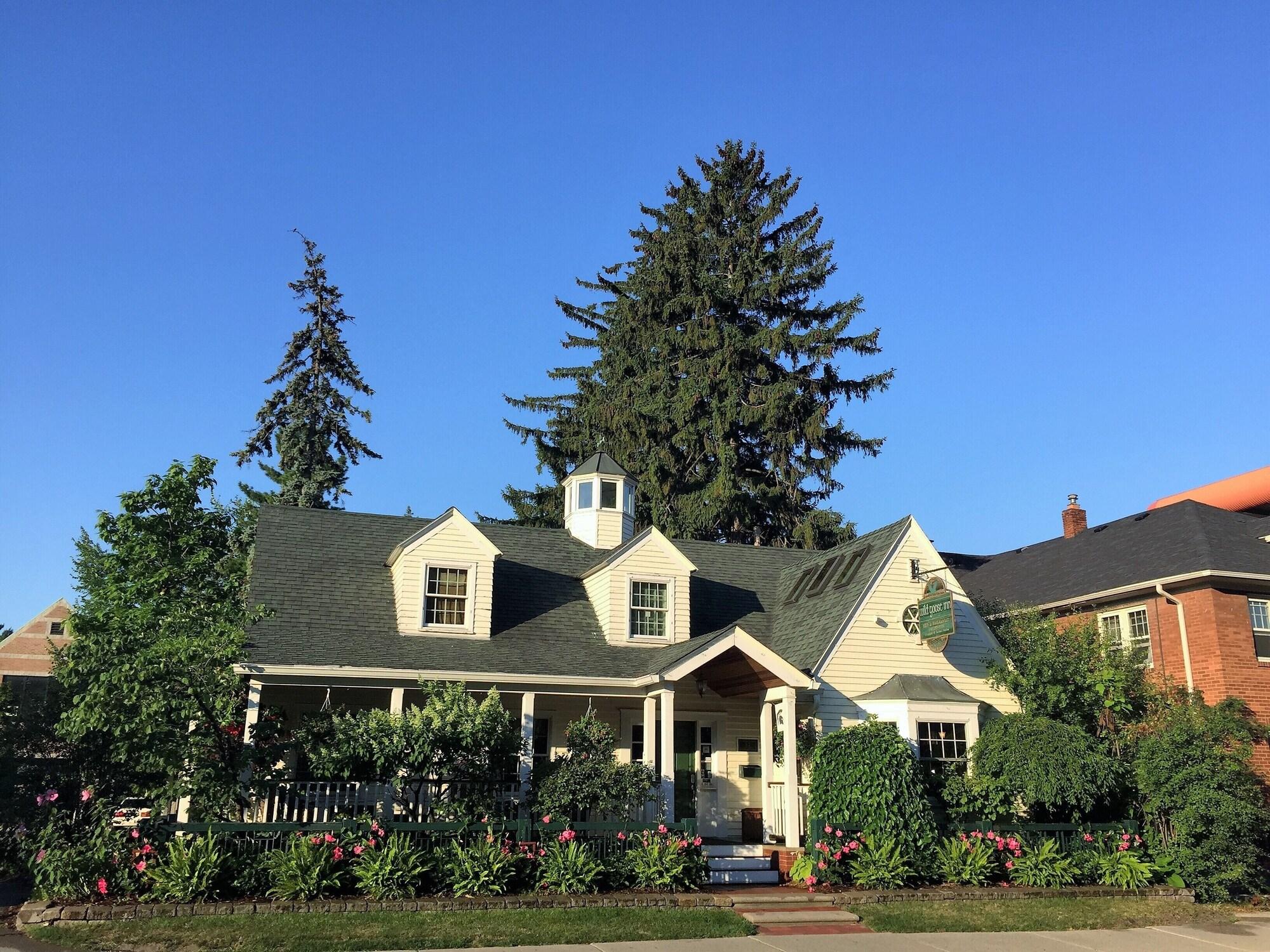 Vista Exterior Wild Goose Inn