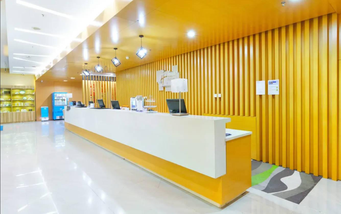 Vista Lobby Holiday Inn Express Tangshan Downtown