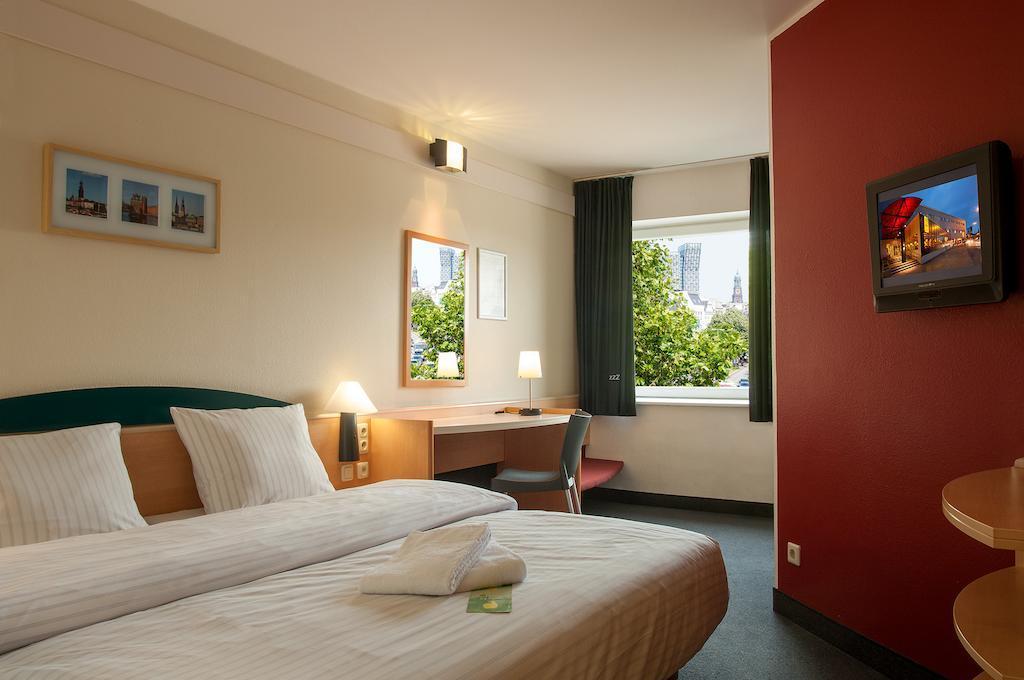 Vista Exterior Egon Hotel Hamburg City