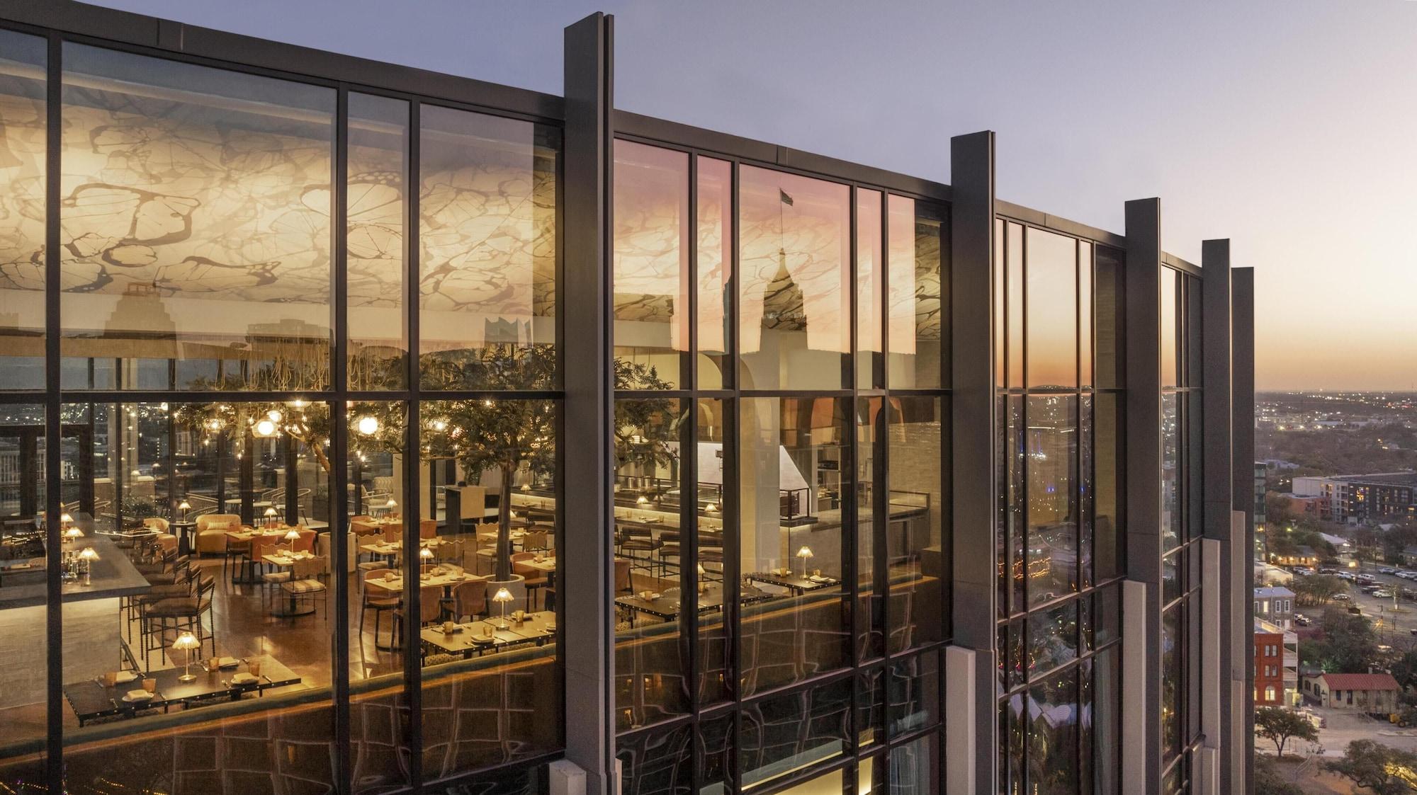 Vista Exterior The Monarch San Antonio, Curio Collection By Hilton