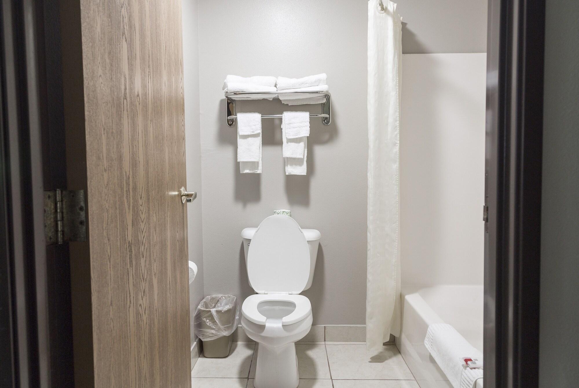 Equipamiento de Habitación Super 8 by Wyndham Waxahachie TX