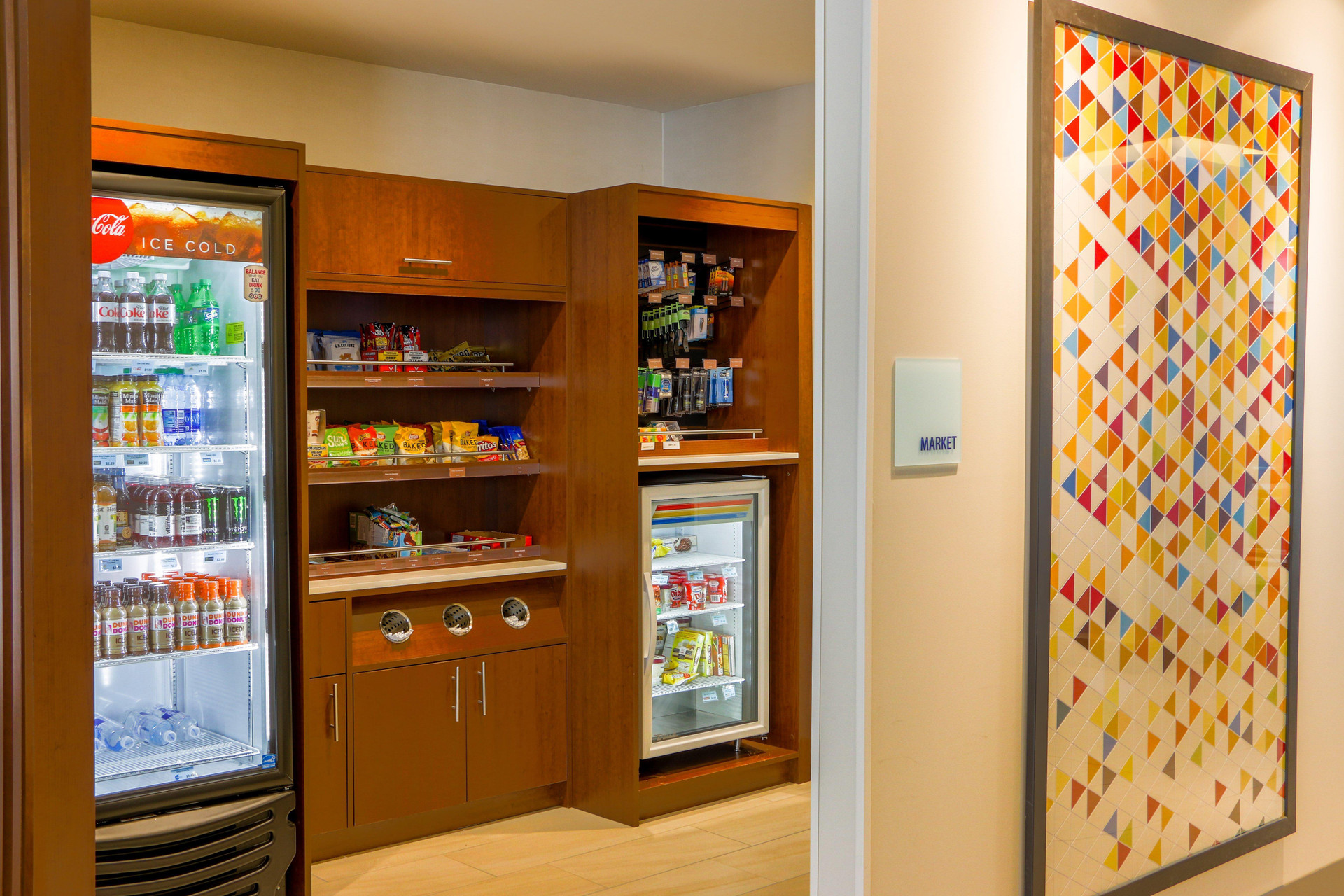 Vista Lobby Holiday Inn Express & Suites Detroit Northwest - Livonia by IHG