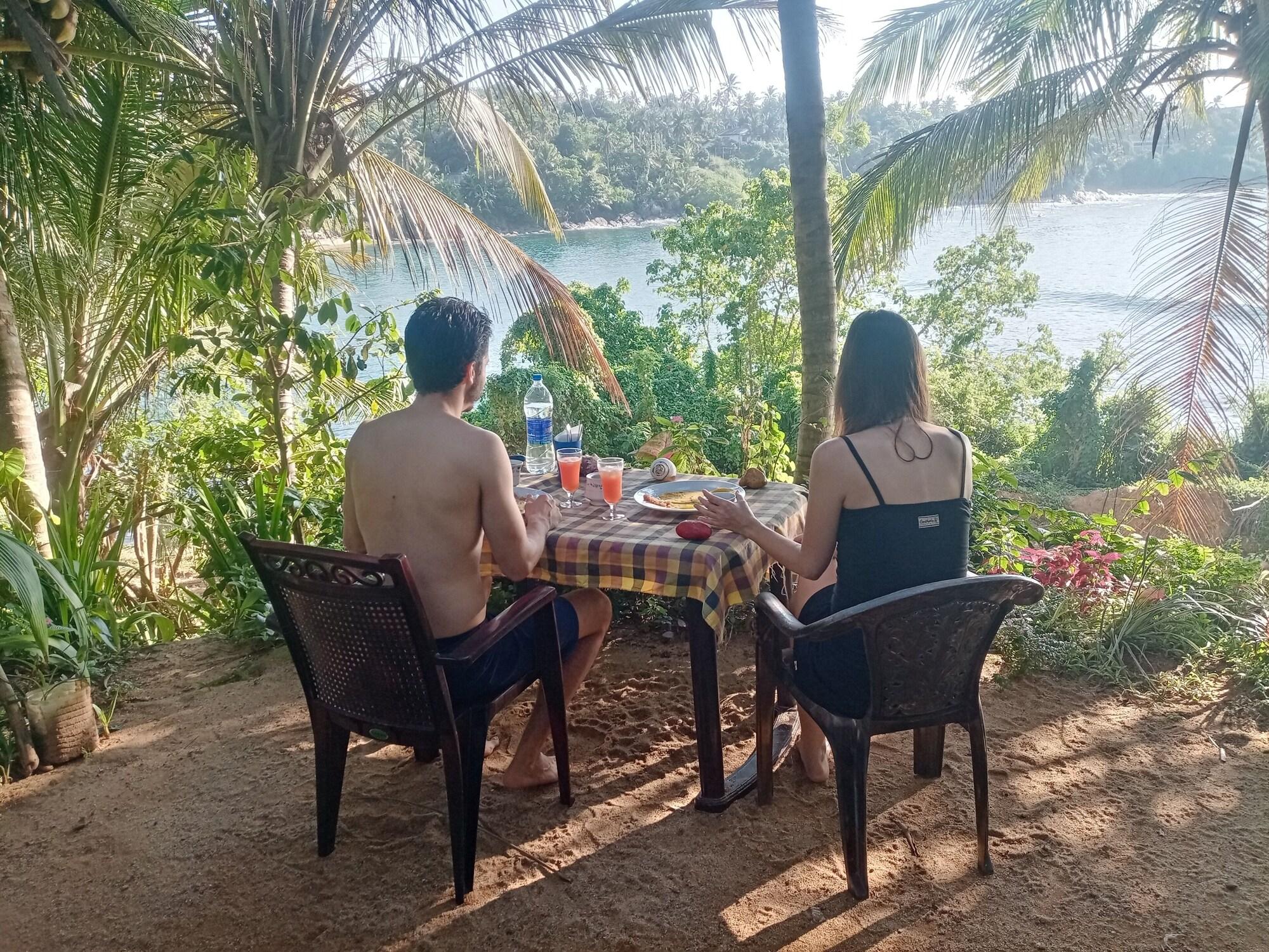 Vista Exterior Surf Paradise Hotel