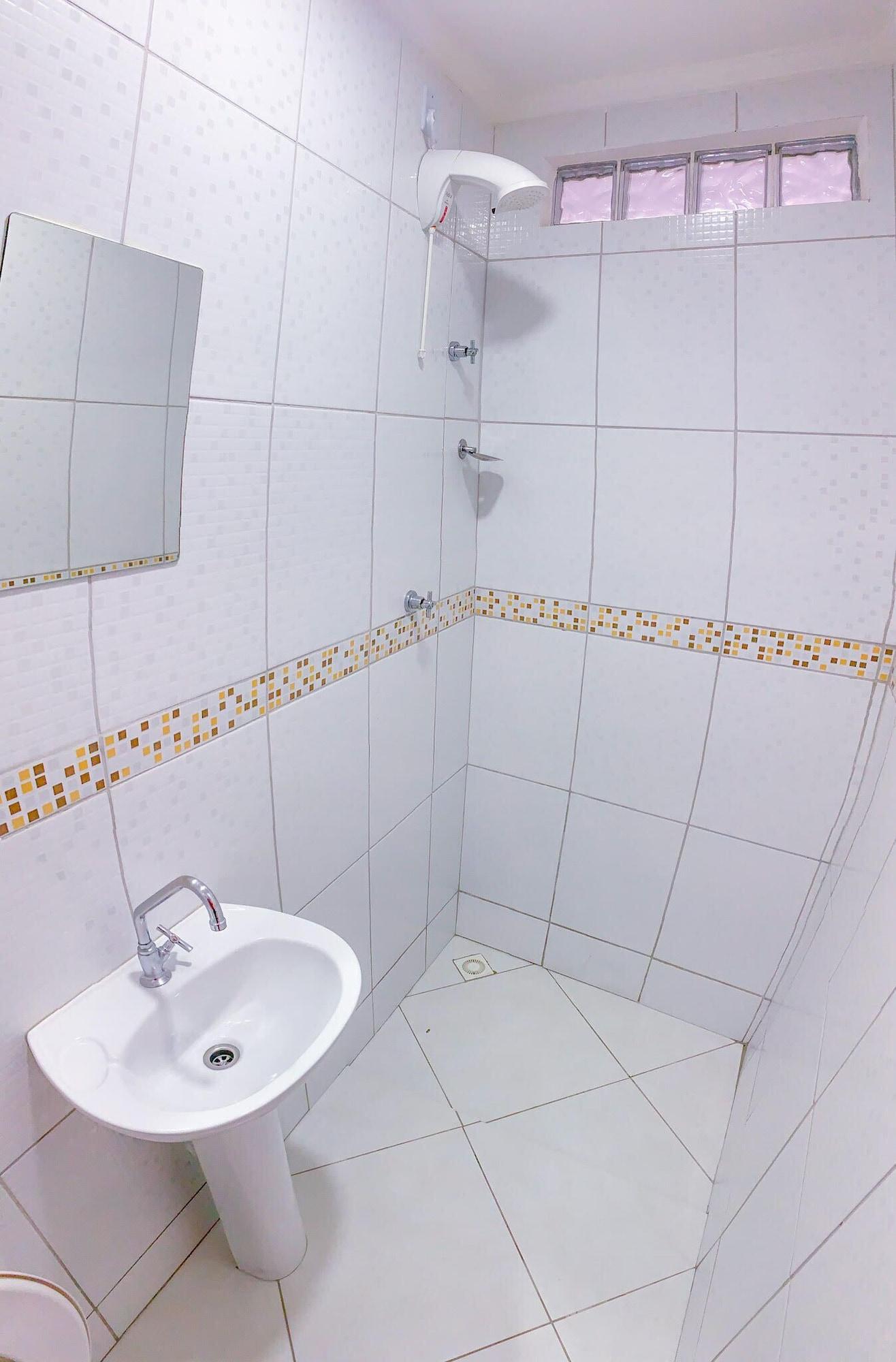 Equipamiento de Habitación Poupahotel Unidade Bairro