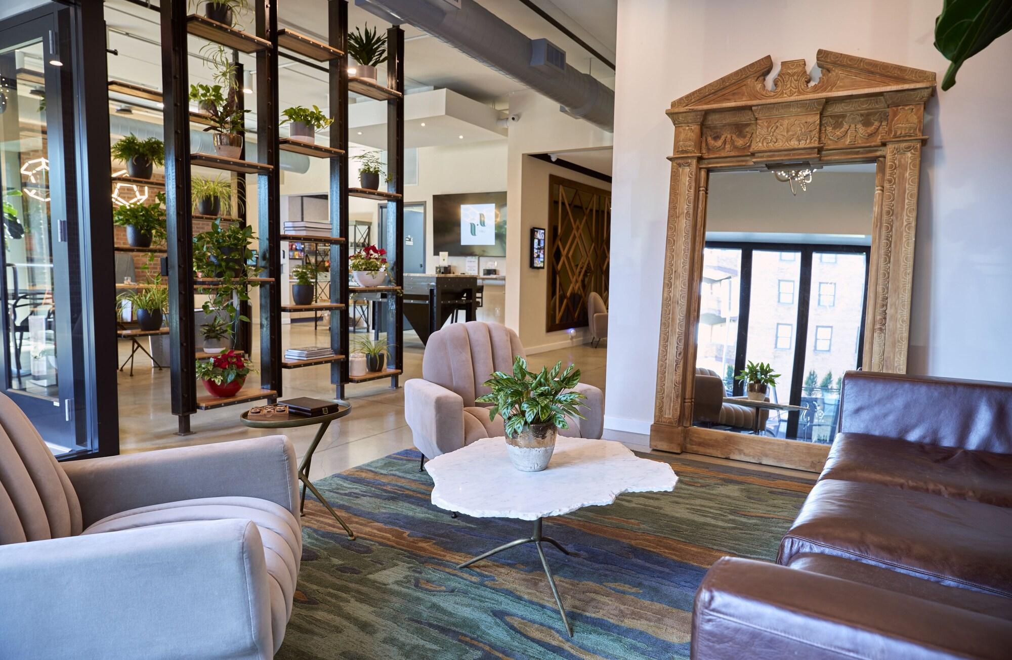 Vista Lobby The Maj Hotel