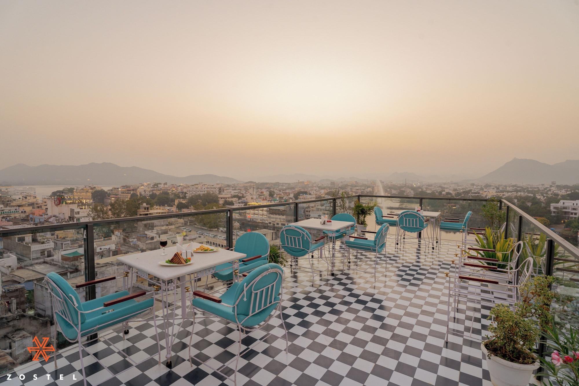 Restaurant Zostel Udaipur - Hostel