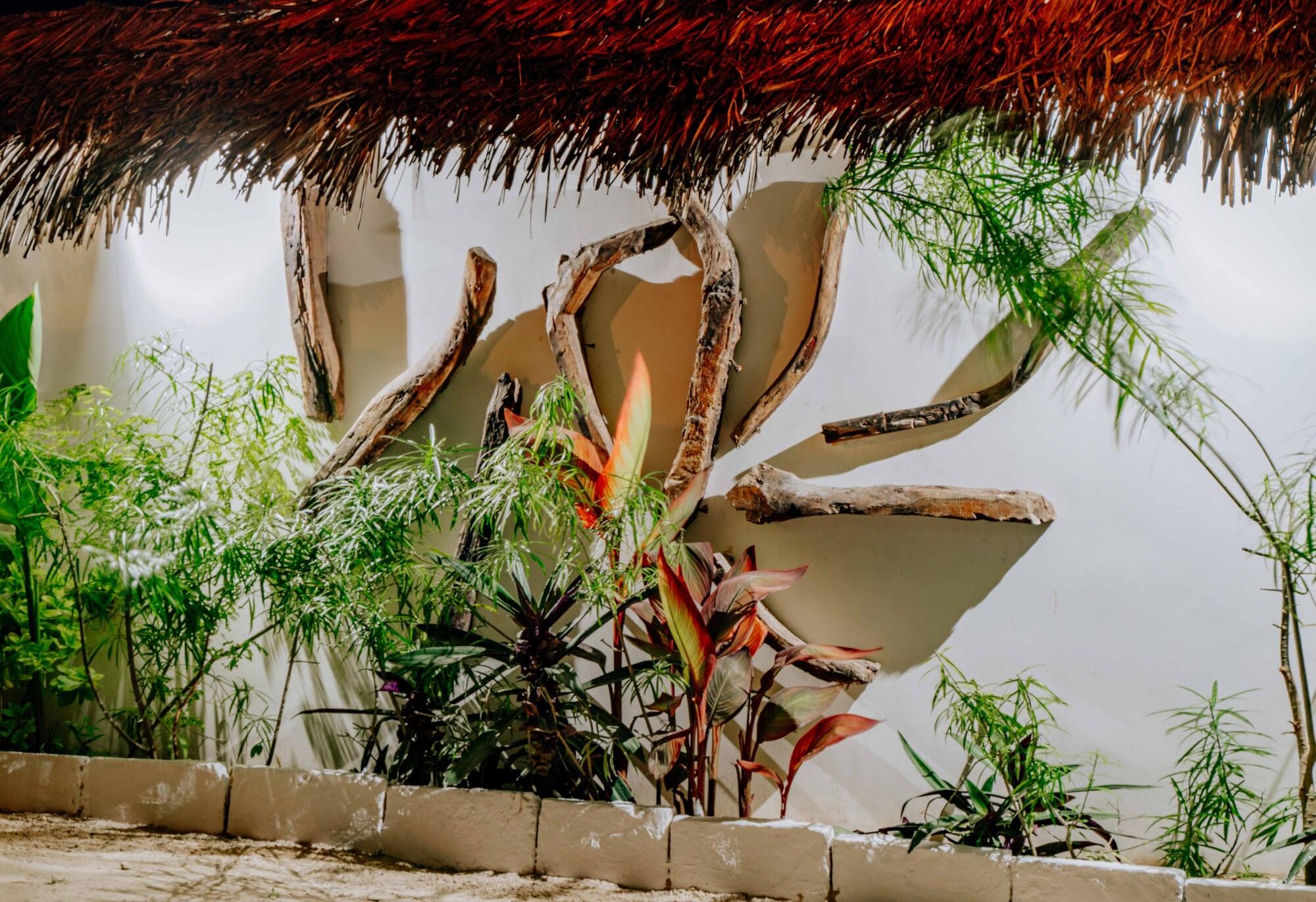 Vista Lobby Simba Apartment Hotel