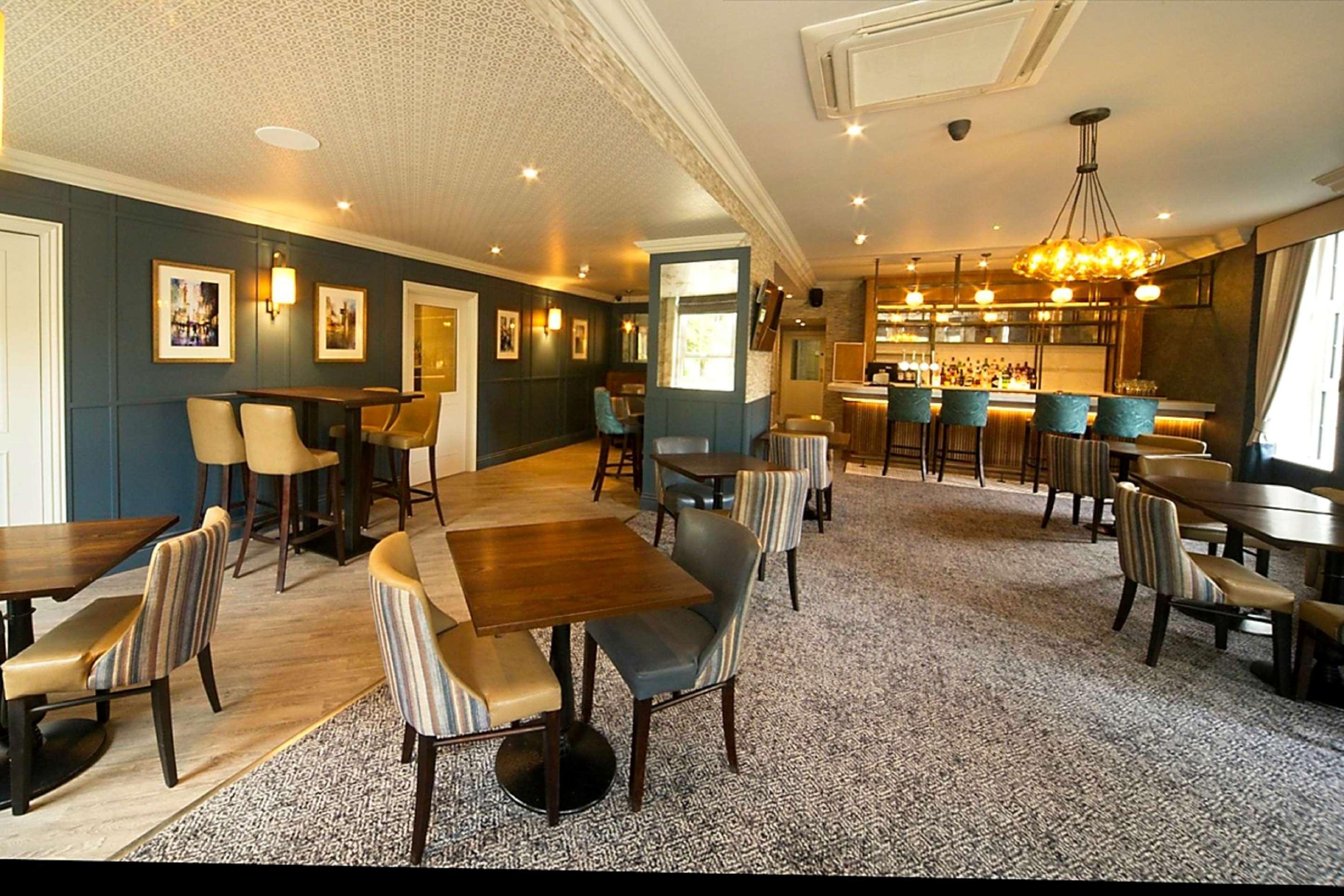 Bar/Salón Best Western New Kent Hotel
