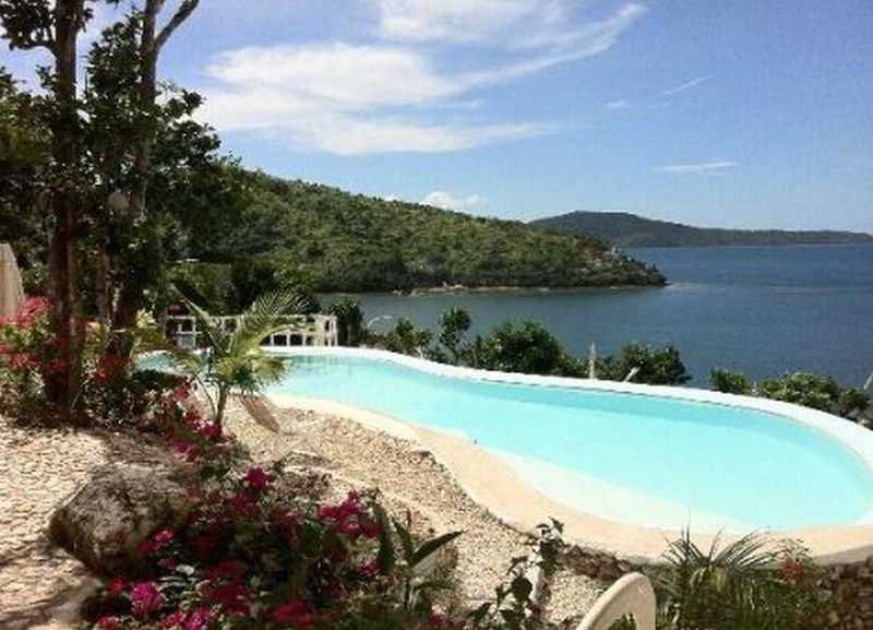 Vista Piscina Al Faro Cosmio Hotel