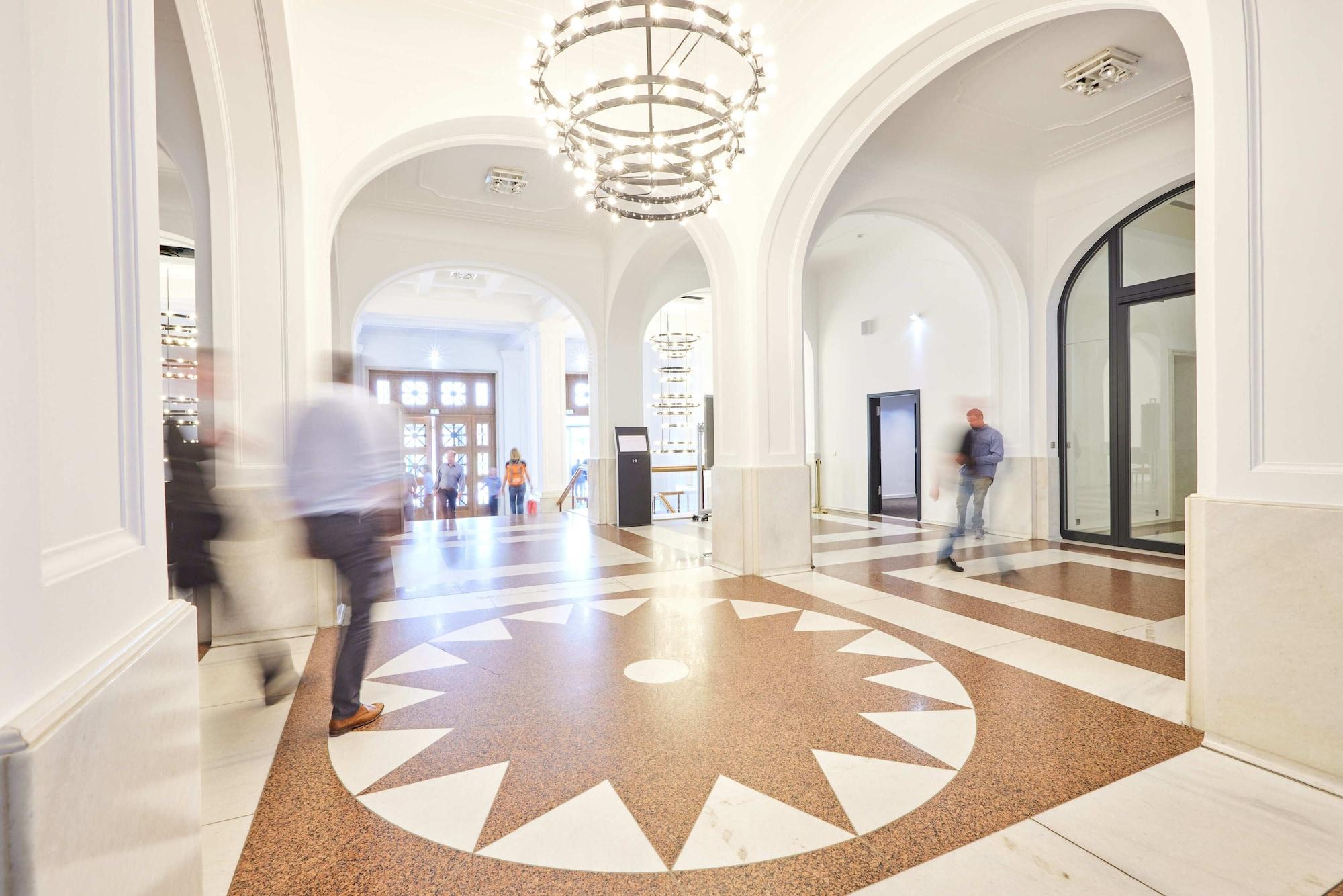 Vista Lobby Kasino Hotel