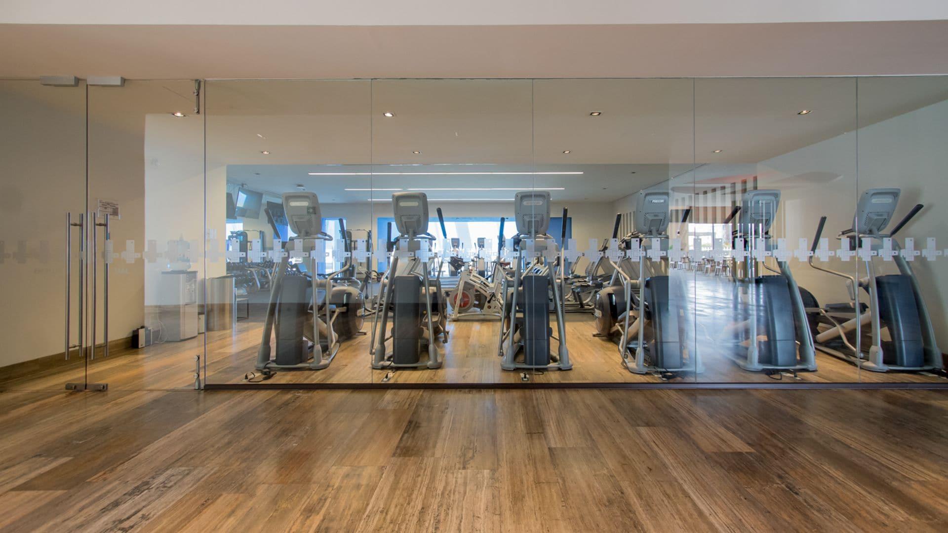 Gimnasio Miyana VIP Luxury Suite by  LiveMexicoCity