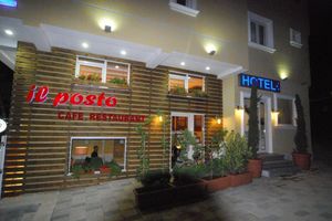 Alojamiento - Hotel Town House