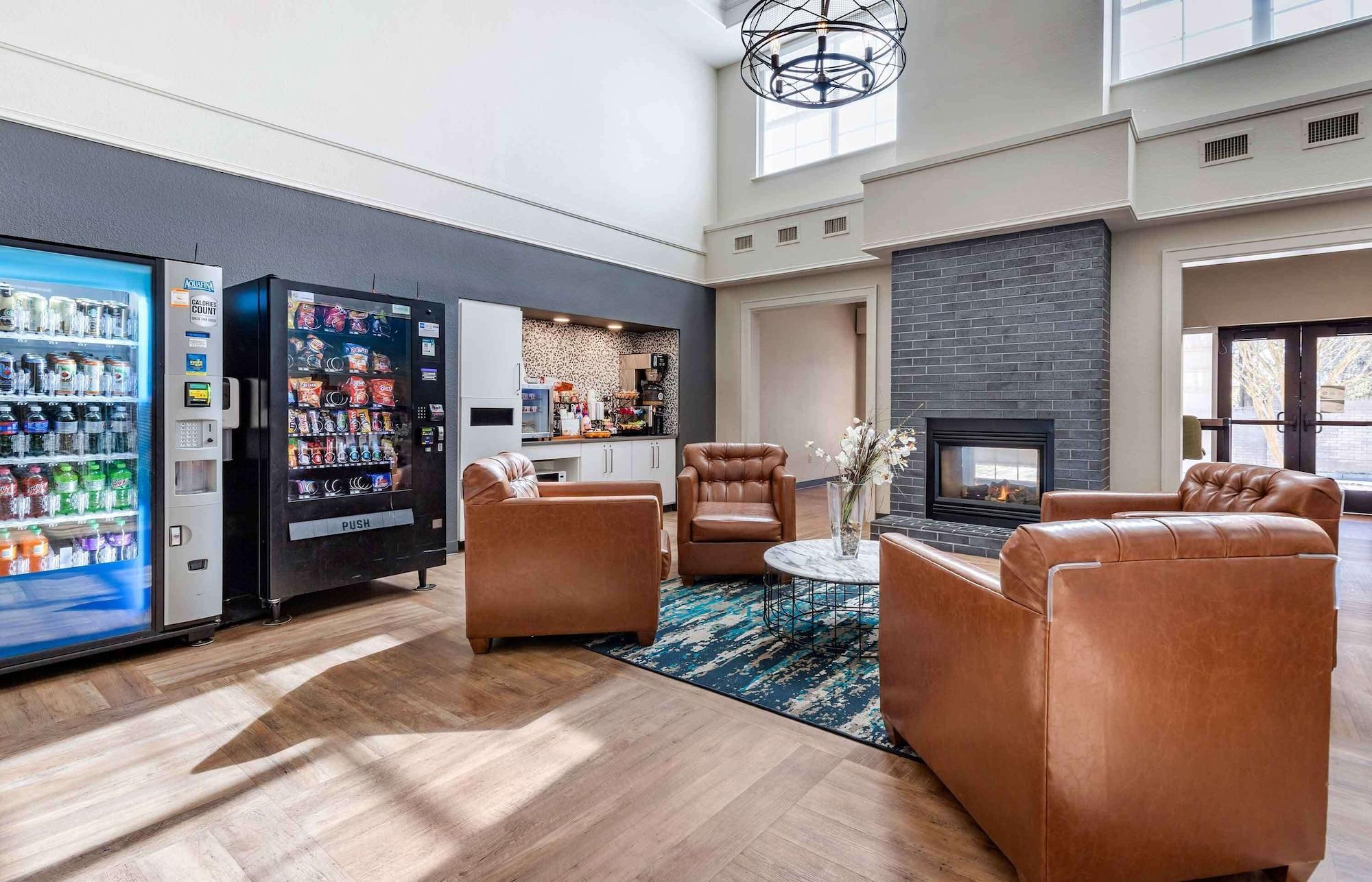 Vista Lobby Extended Stay America Premier Suites Charlotte Pineville Mat