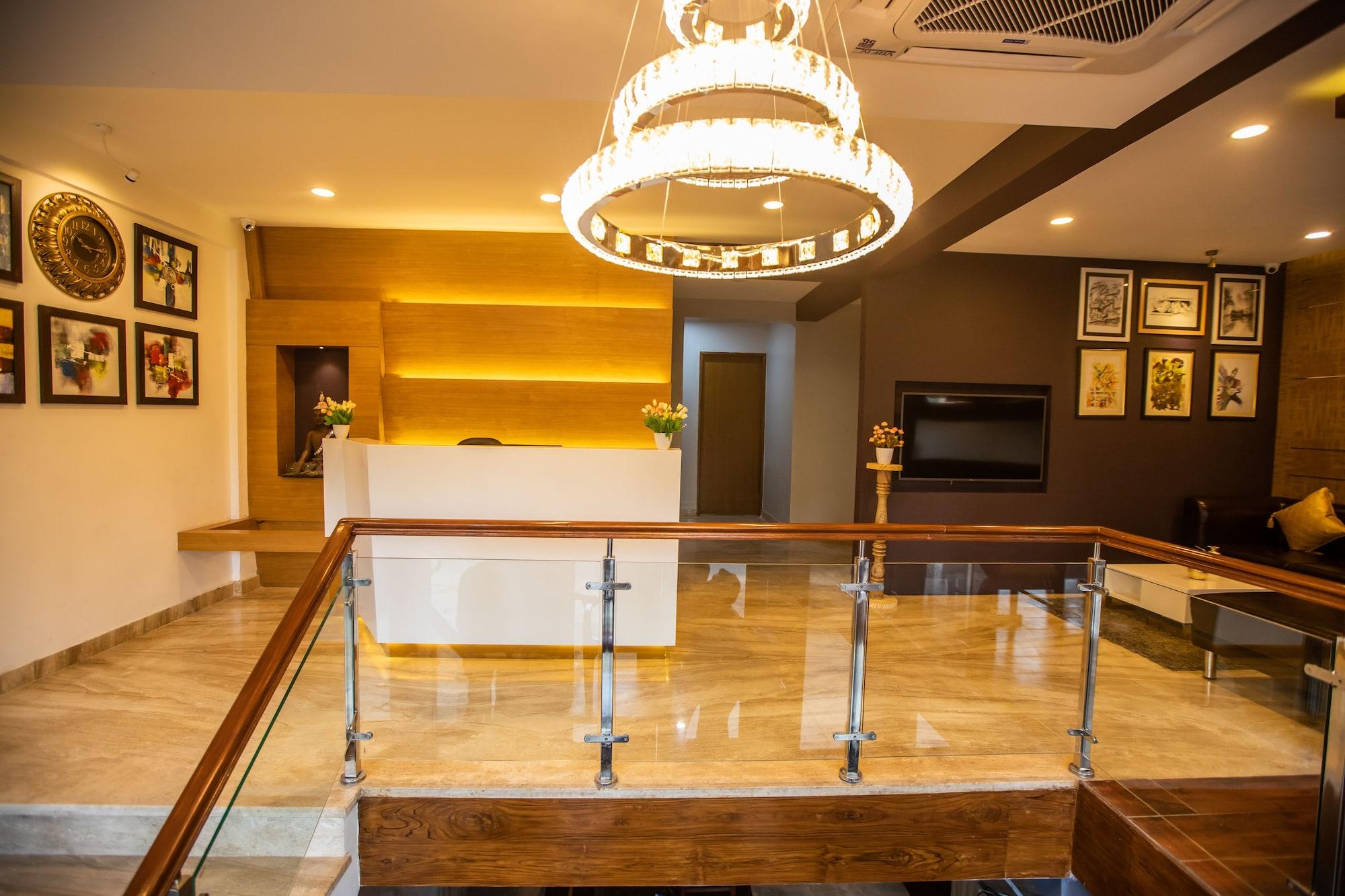 Vista Lobby Hotel Paramos Inn