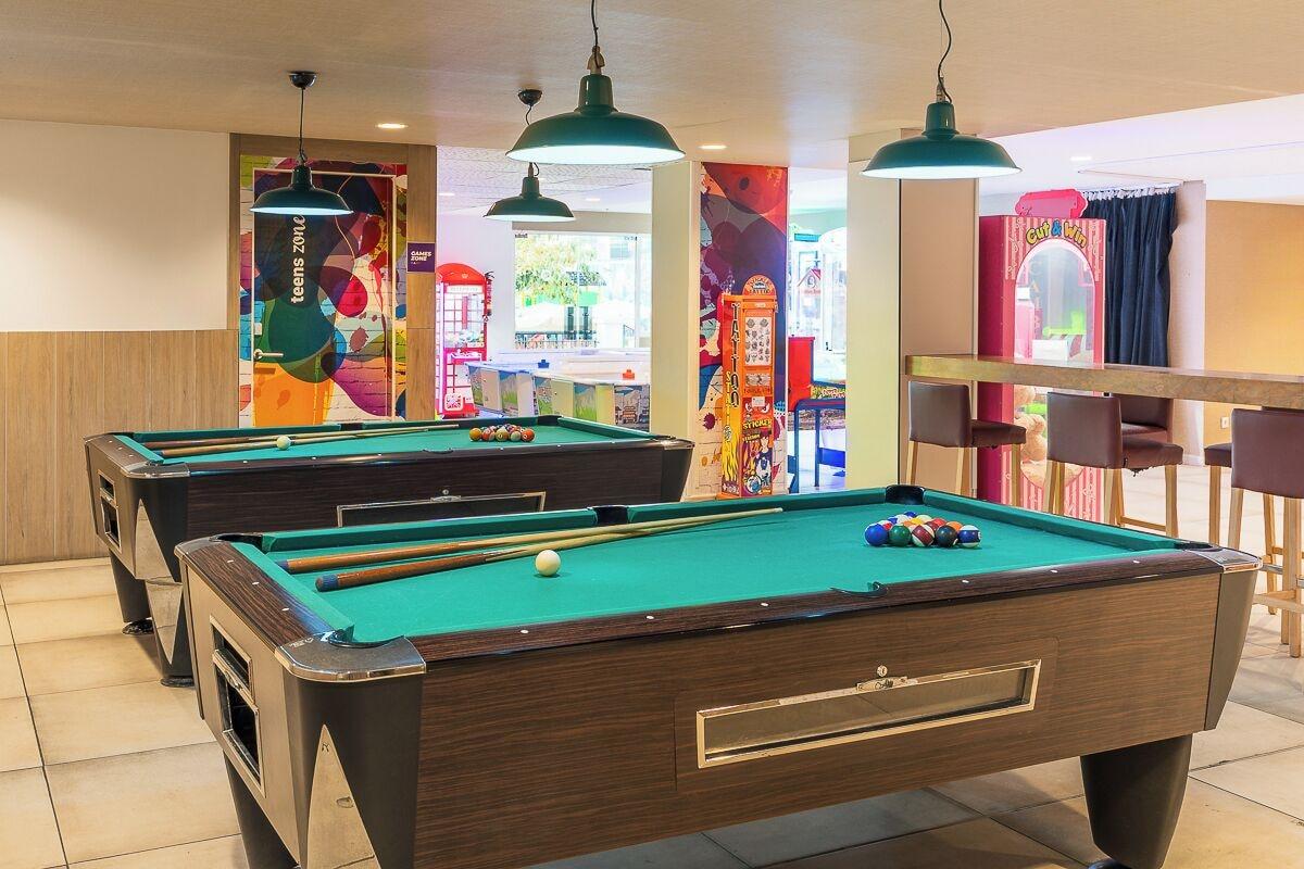 Varios FERGUS Club Pineda Splash