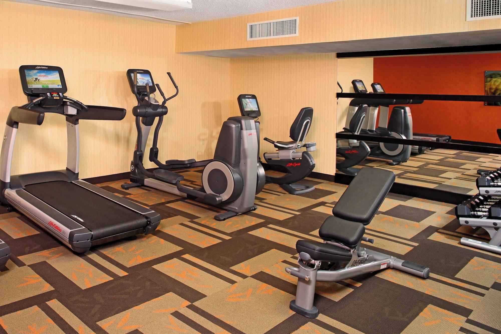 Gimnasio Courtyard by Marriott Baltimore Downtown/Inner Harbor