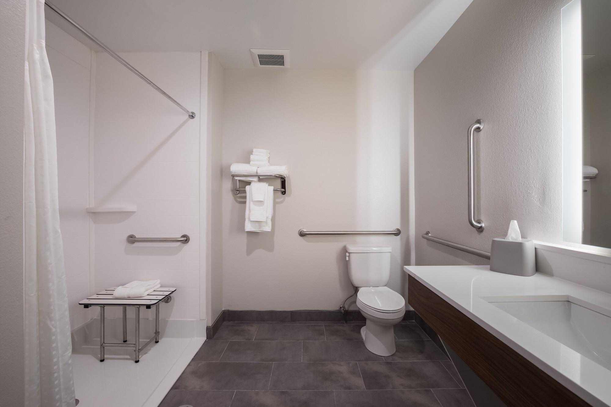 Equipamiento de Habitación Holiday Inn Express & Suites Chicago - Hoffman Estates by IHG